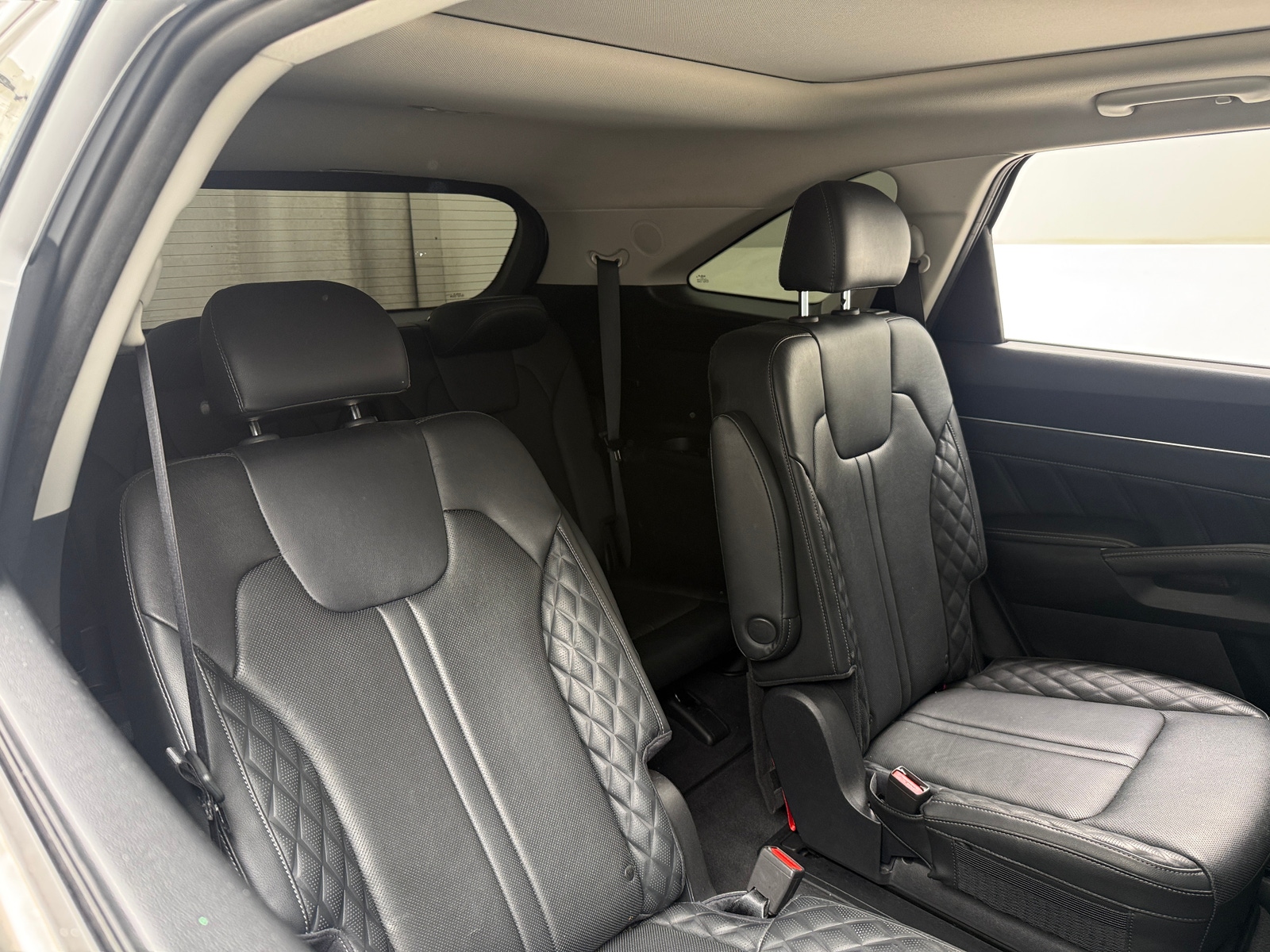 Thumbnail: 2022 Kia Sorento - 5