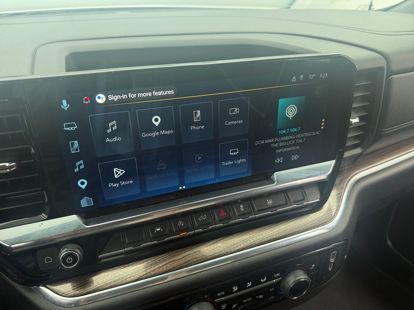 Thumbnail: 2025 Chevrolet Silverado 1500 - 4