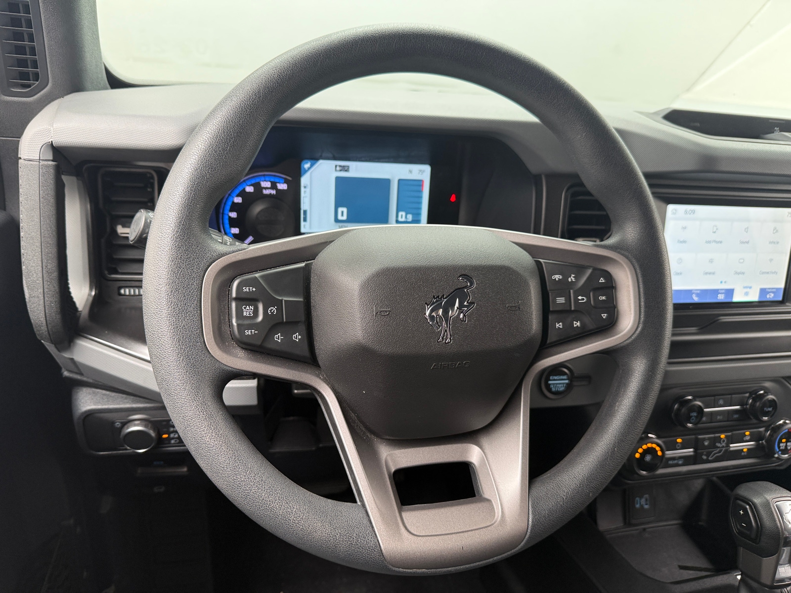Thumbnail: 2022 Ford Bronco - 5