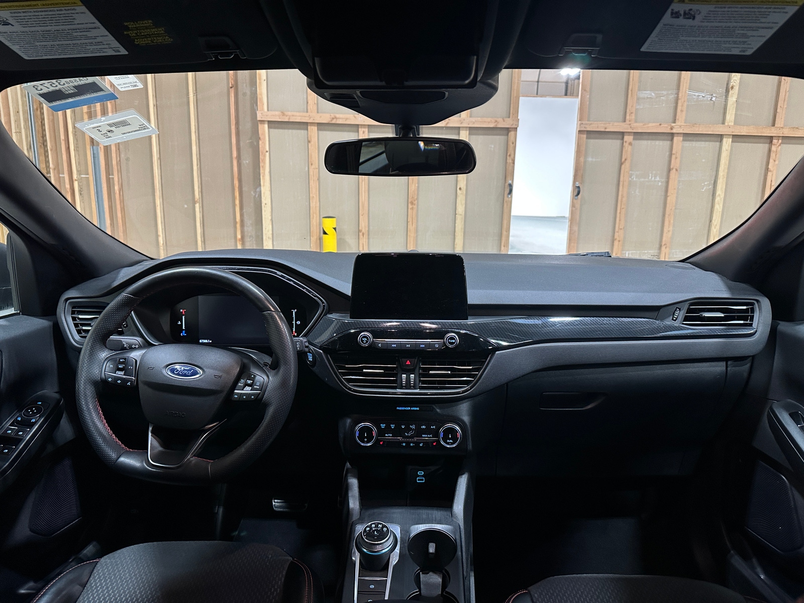 Thumbnail: 2023 Ford Escape - 3