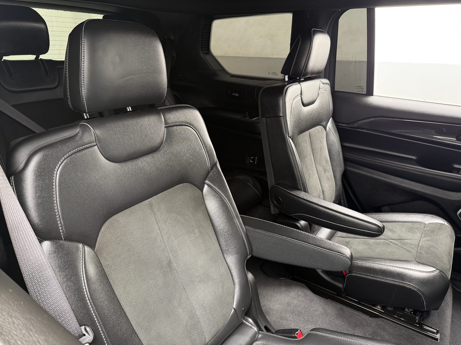 Thumbnail: 2021 Jeep Grand Cherokee L - 5