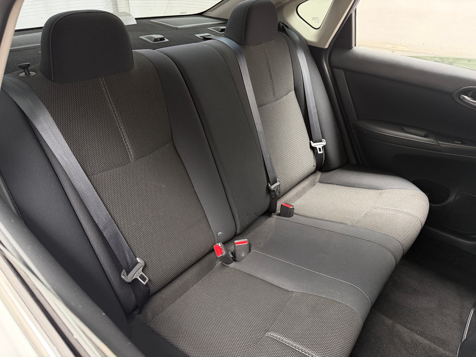 Thumbnail: 2016 Nissan Sentra - 6