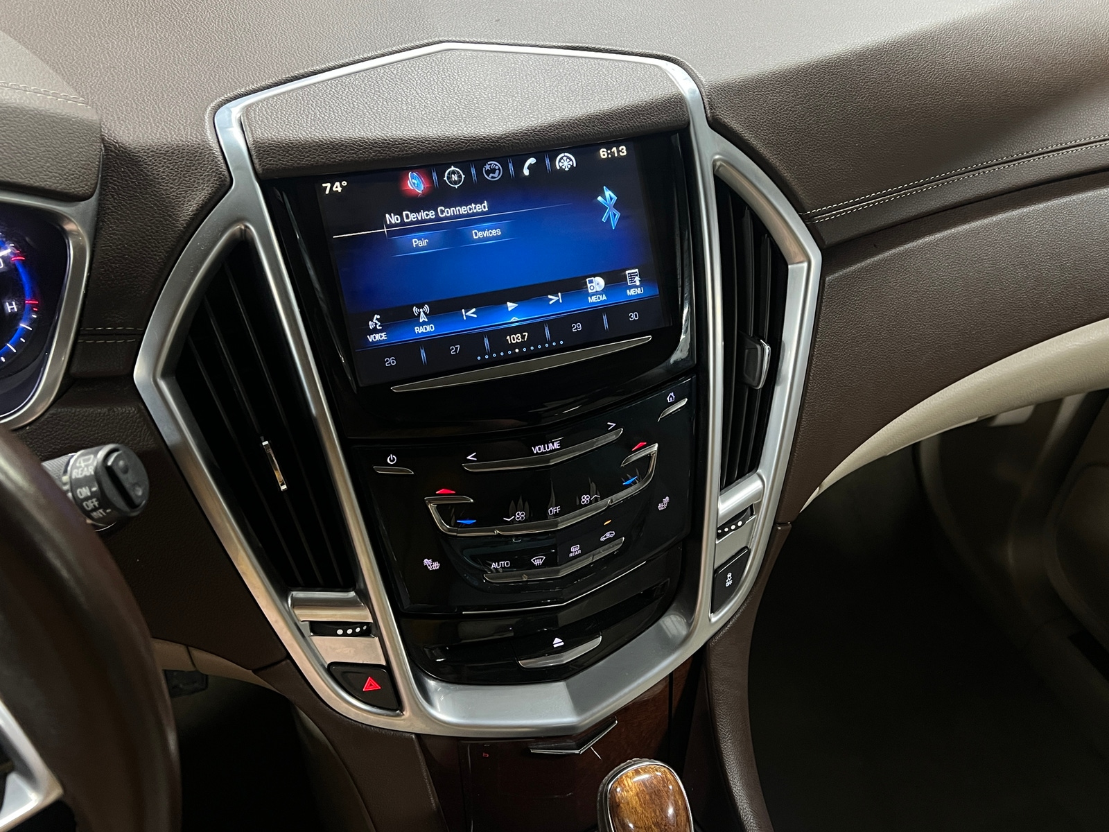 Thumbnail: 2015 Cadillac SRX - 3