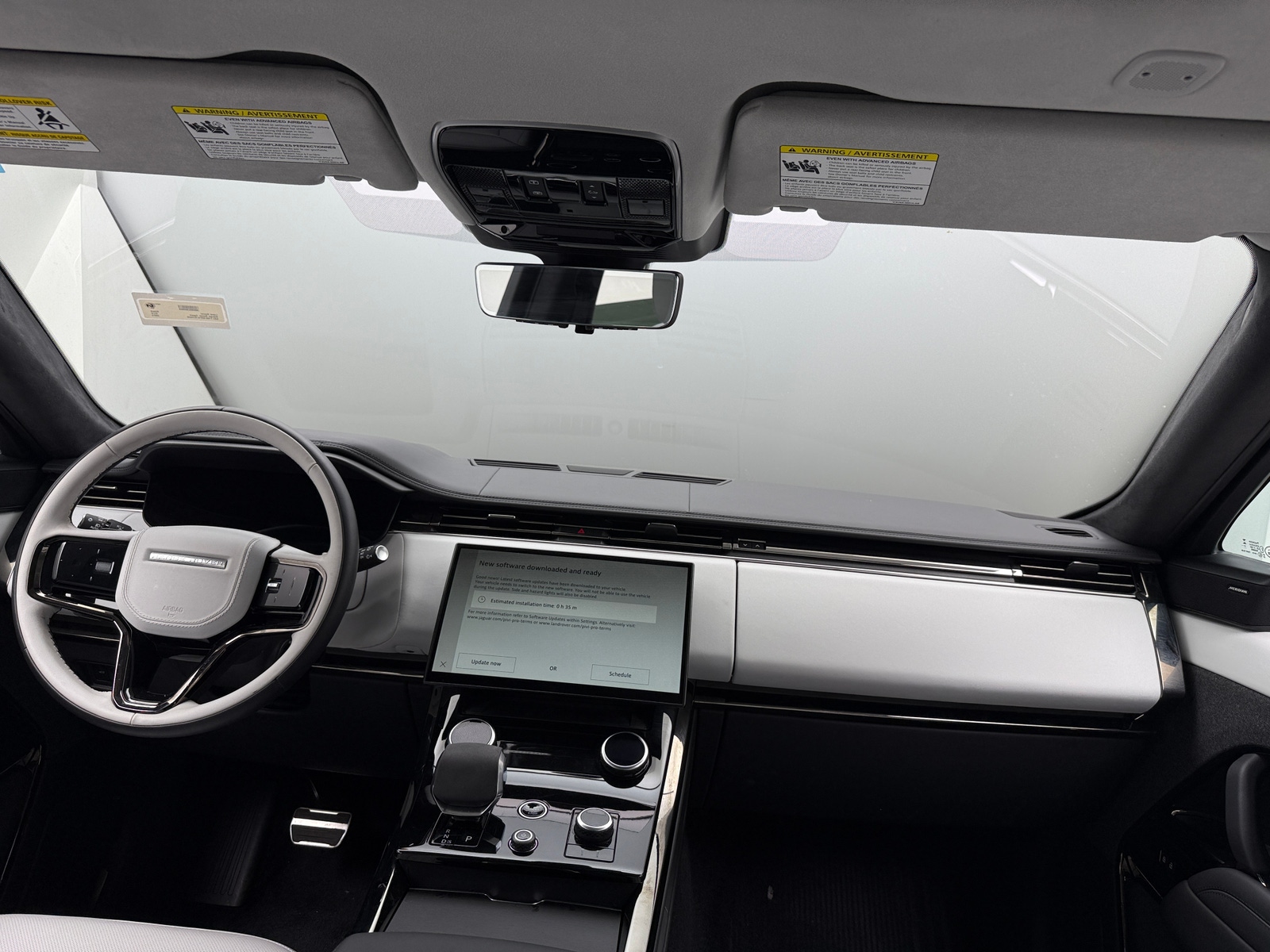 Thumbnail: 2023 Land Rover Range Rover Sport - 3