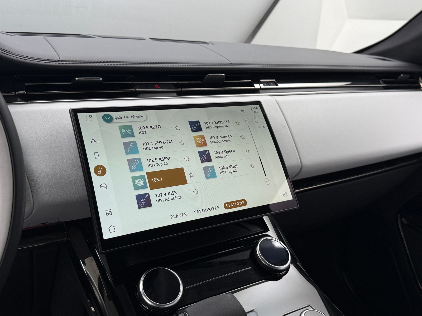 Thumbnail: 2023 Land Rover Range Rover Sport - 4