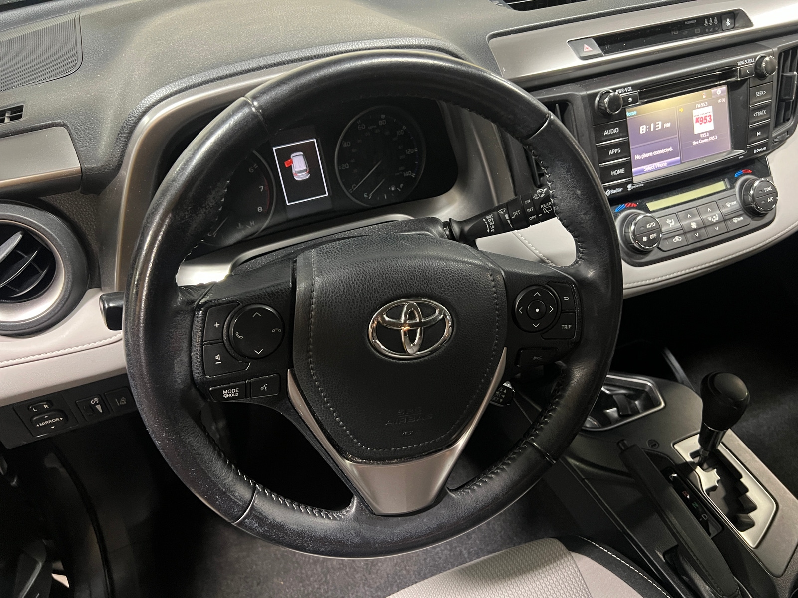 Thumbnail: 2017 Toyota RAV4 - 5