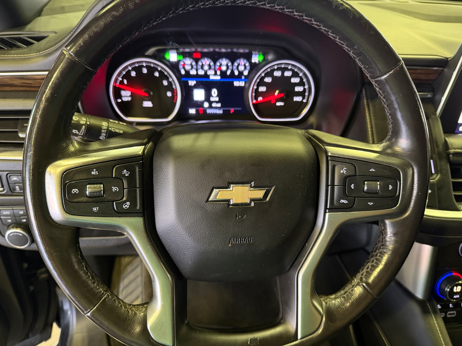 Thumbnail: 2021 Chevrolet Suburban - 4