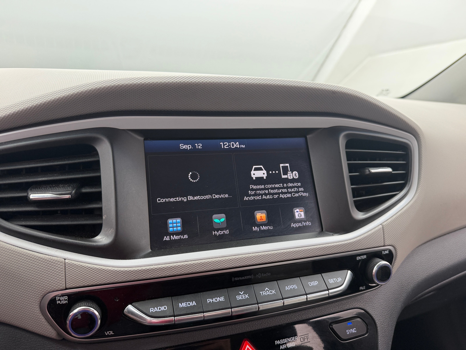 Thumbnail: 2019 Hyundai Ioniq - 4