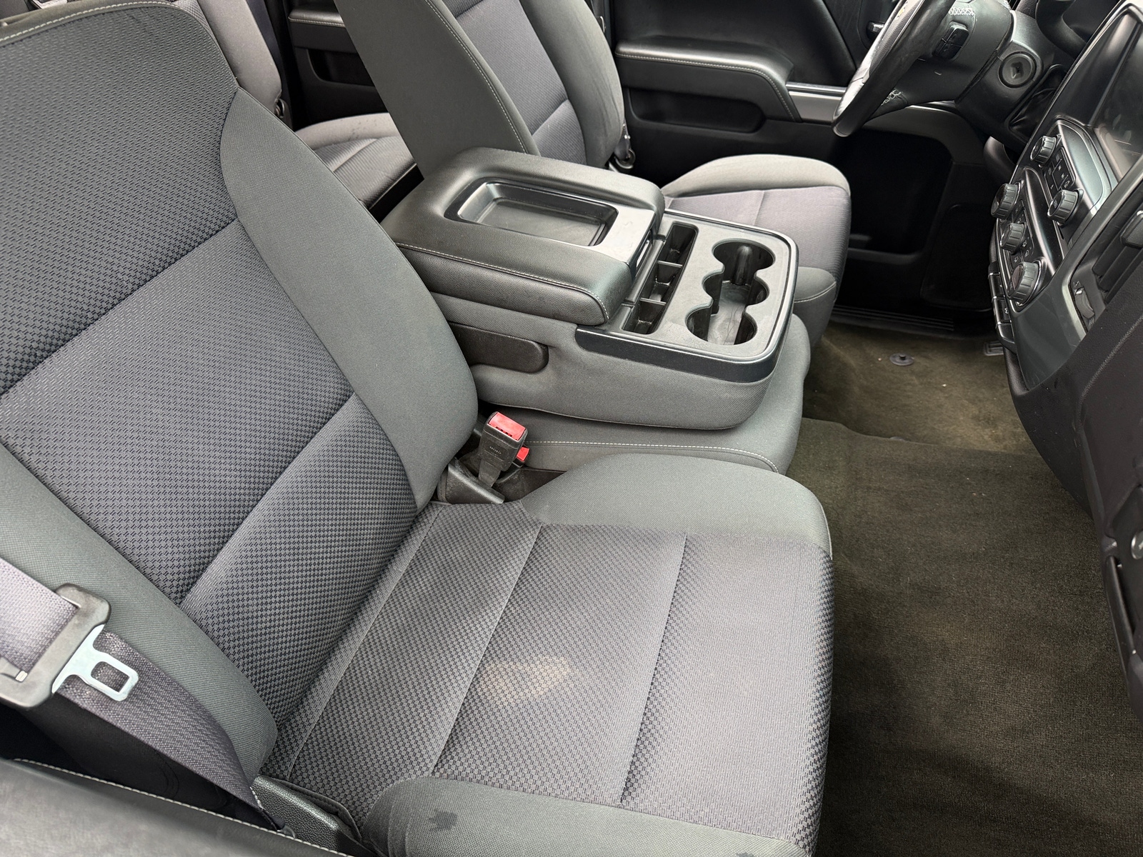 Thumbnail: 2016 Chevrolet Silverado 1500 - 2