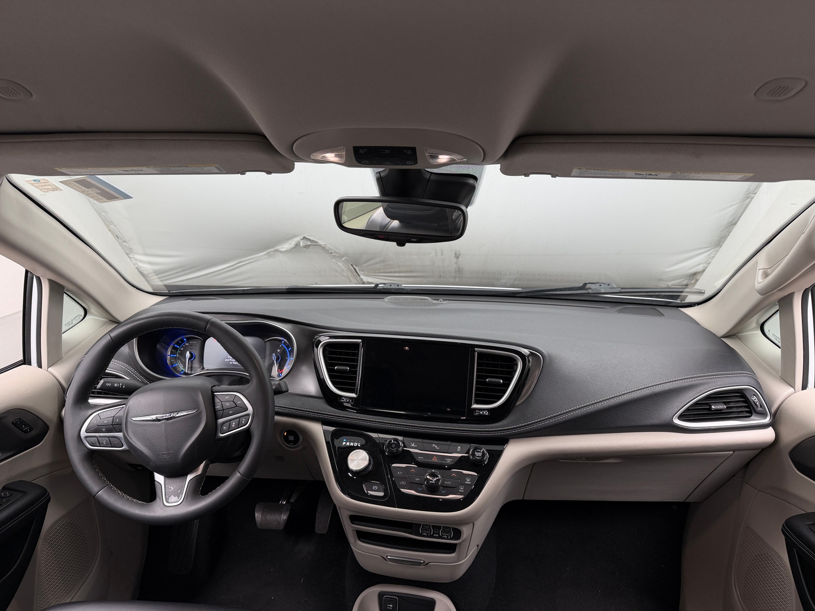 Thumbnail: 2024 Chrysler Pacifica - 2