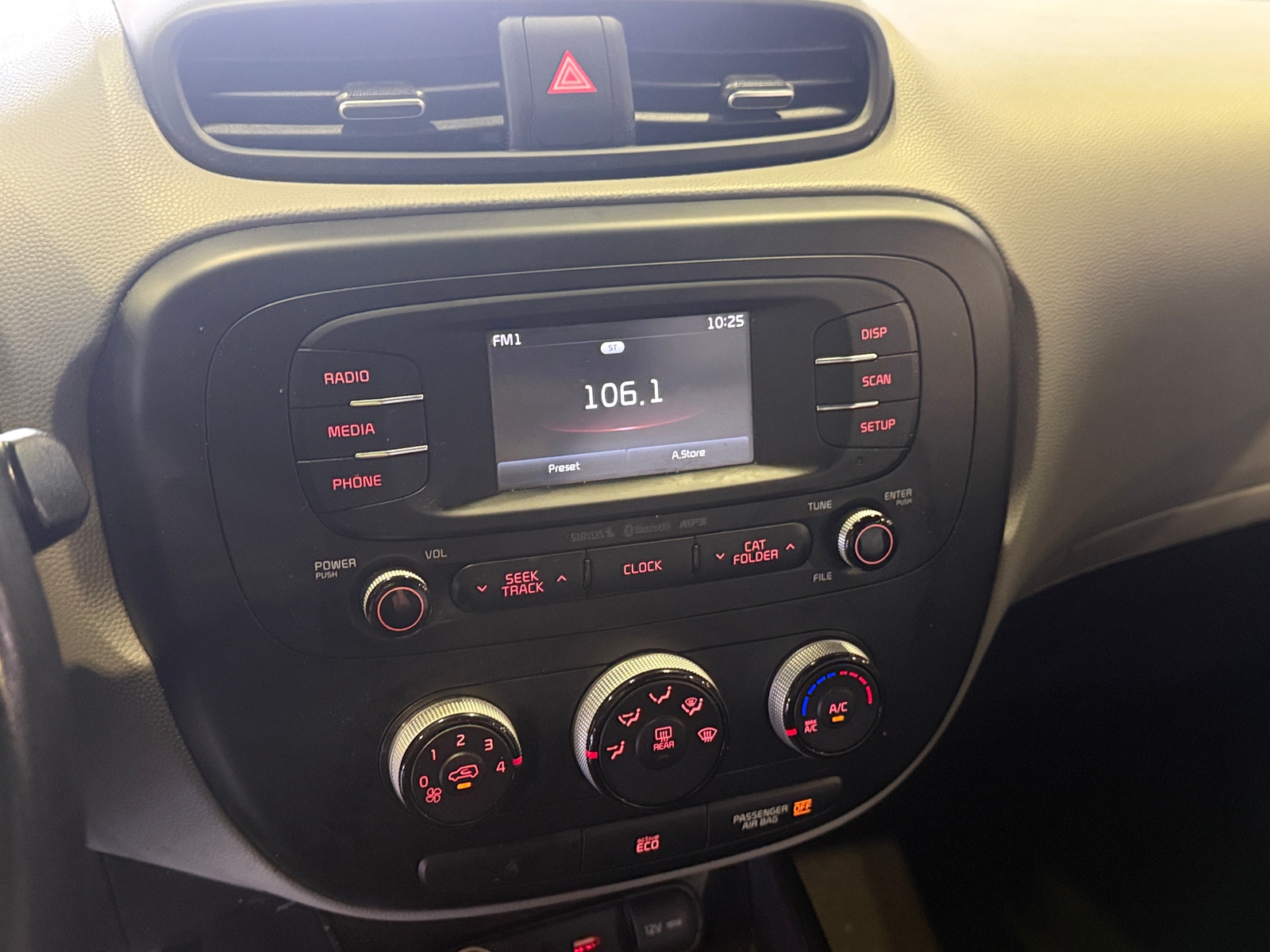 Thumbnail: 2016 Kia Soul - 4