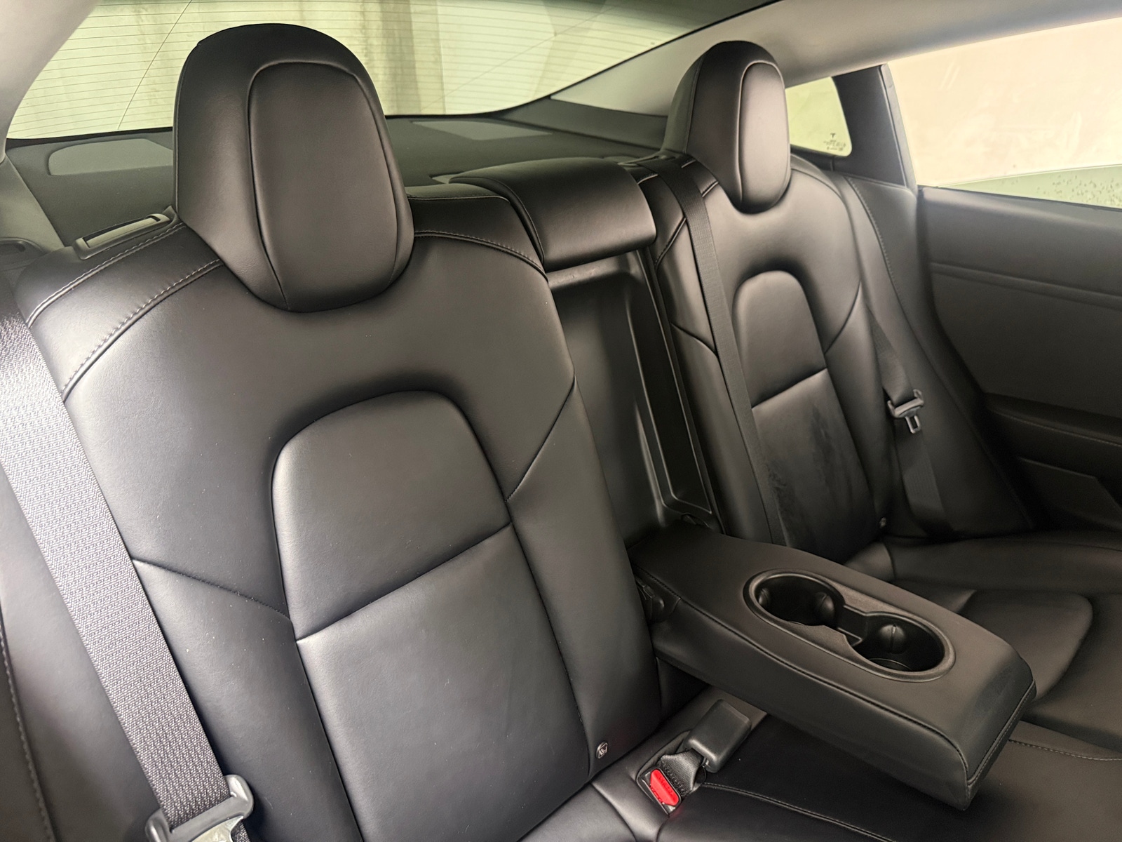 Thumbnail: 2021 Tesla Model 3 - 4
