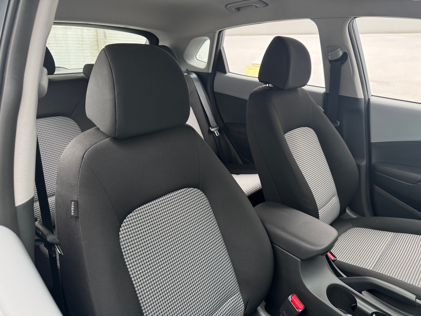 Thumbnail: 2020 Hyundai Kona - 2