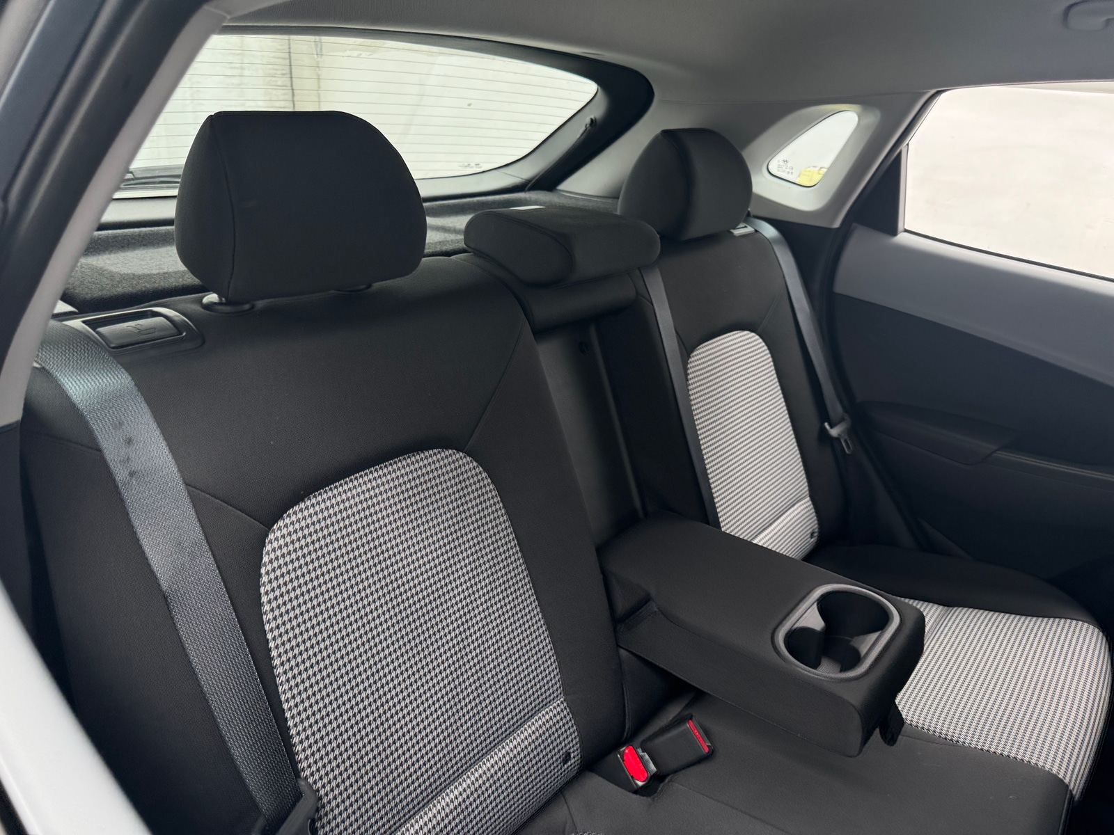 Thumbnail: 2020 Hyundai Kona - 6