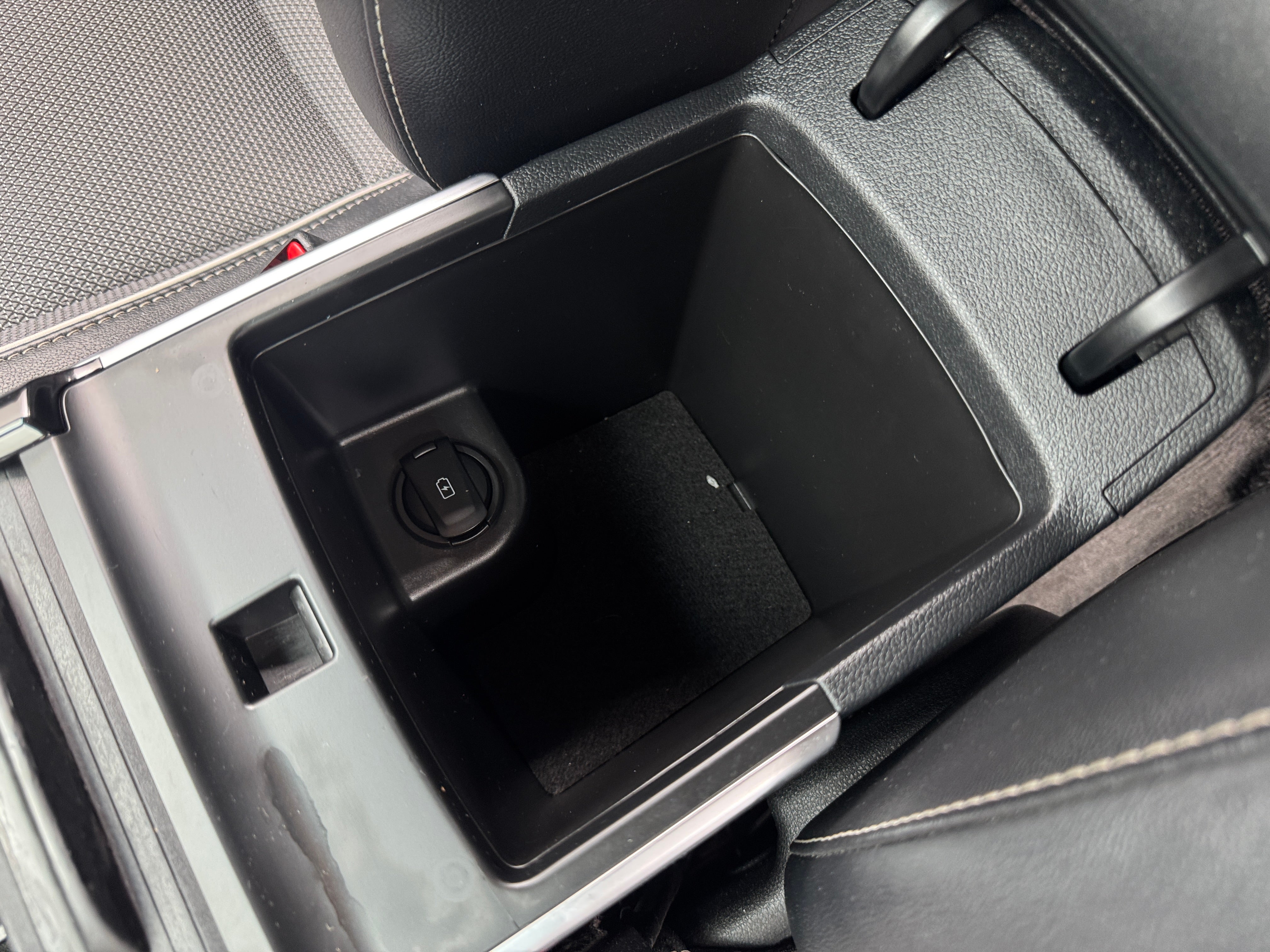 2022 Kia Niro EX - Photo 14