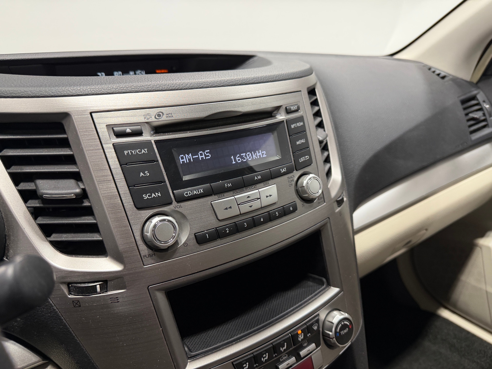 Thumbnail: 2013 Subaru Outback - 4