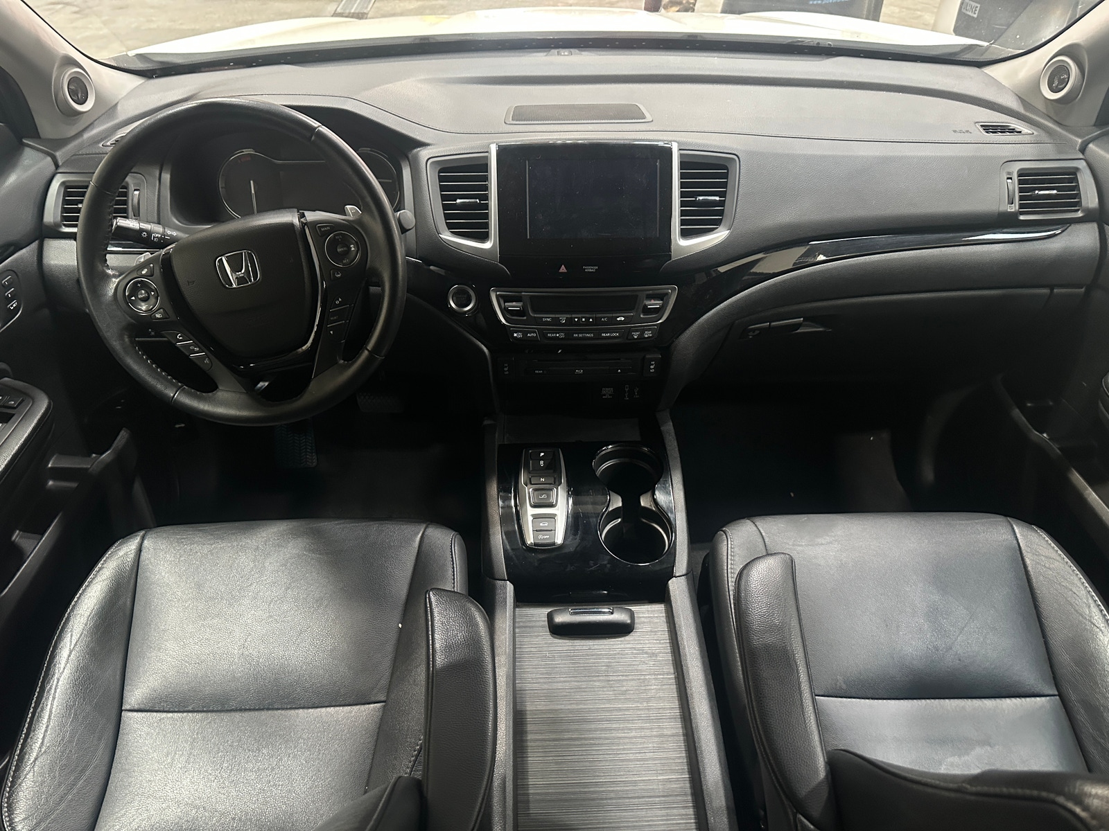Thumbnail: 2018 Honda Pilot - 2