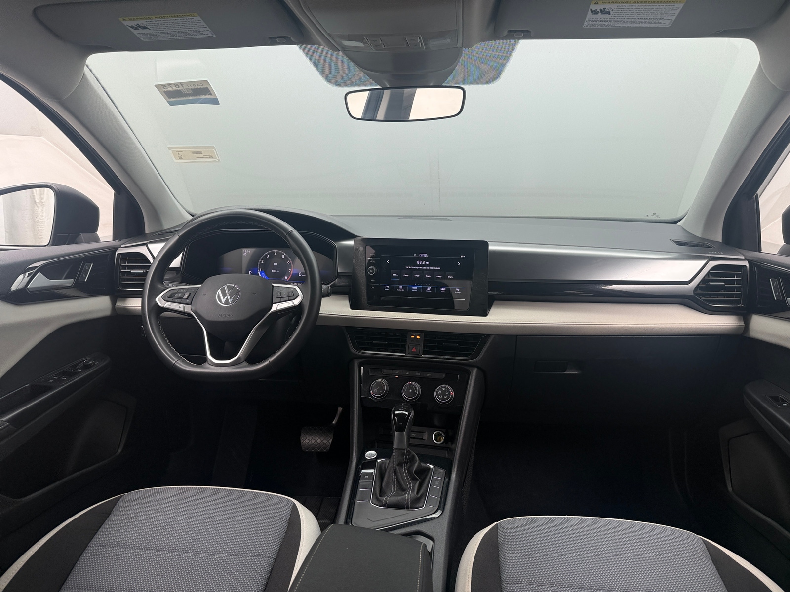 Thumbnail: 2025 Volkswagen Taos - 3