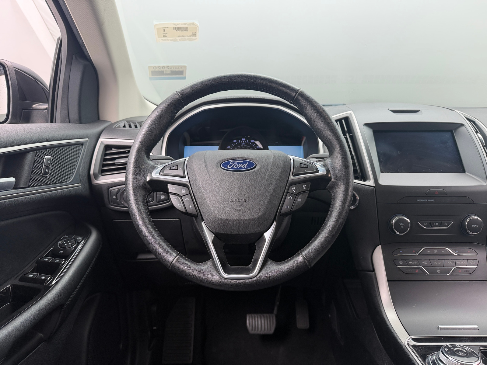 Thumbnail: 2019 Ford Edge - 4