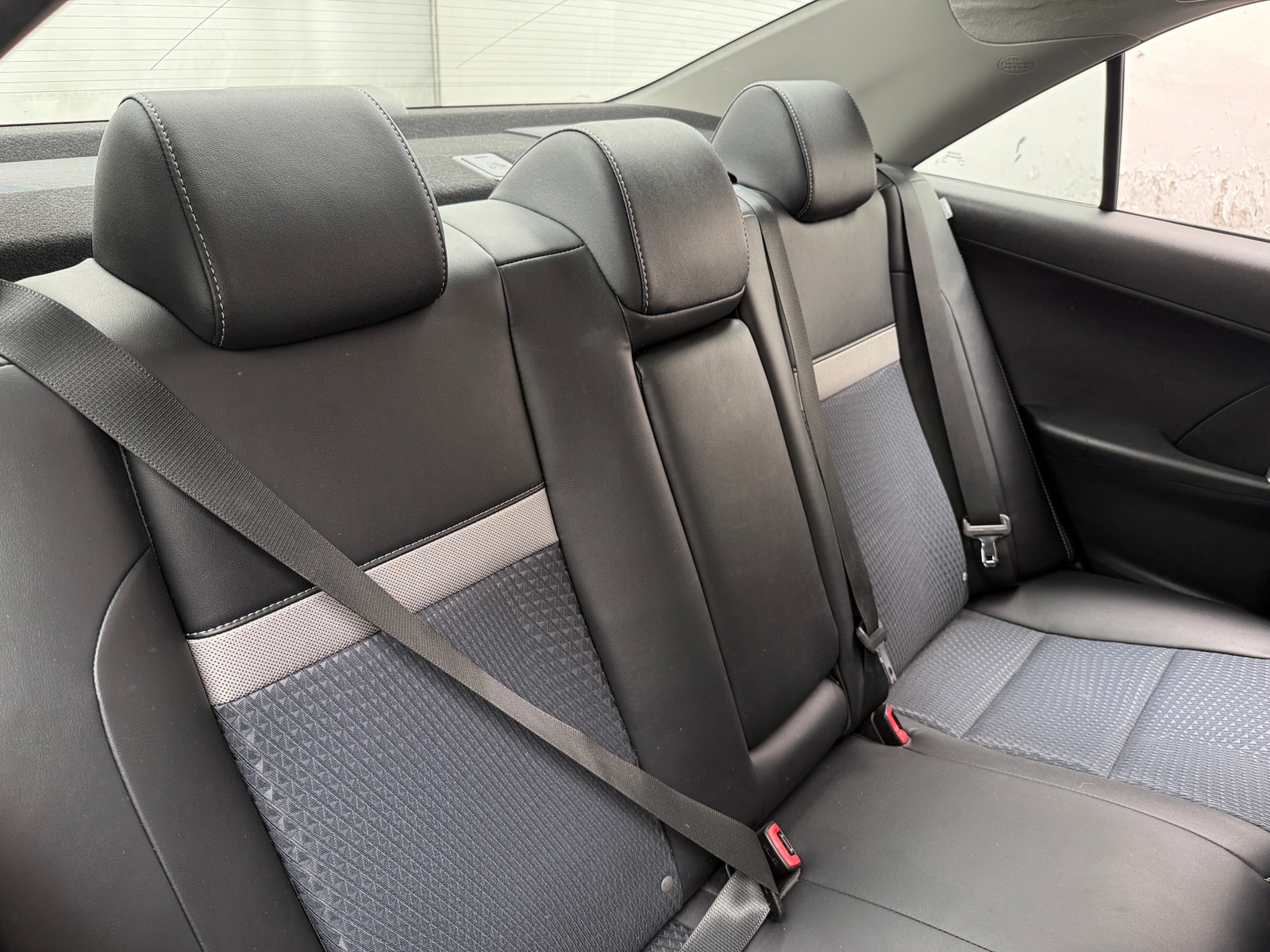 Thumbnail: 2012 Toyota Camry - 6