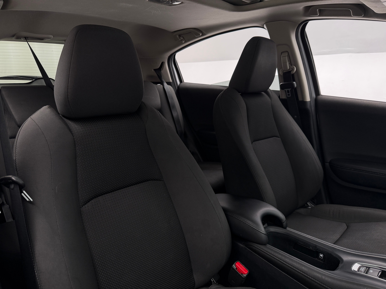 Thumbnail: 2022 Honda HR-V - 2