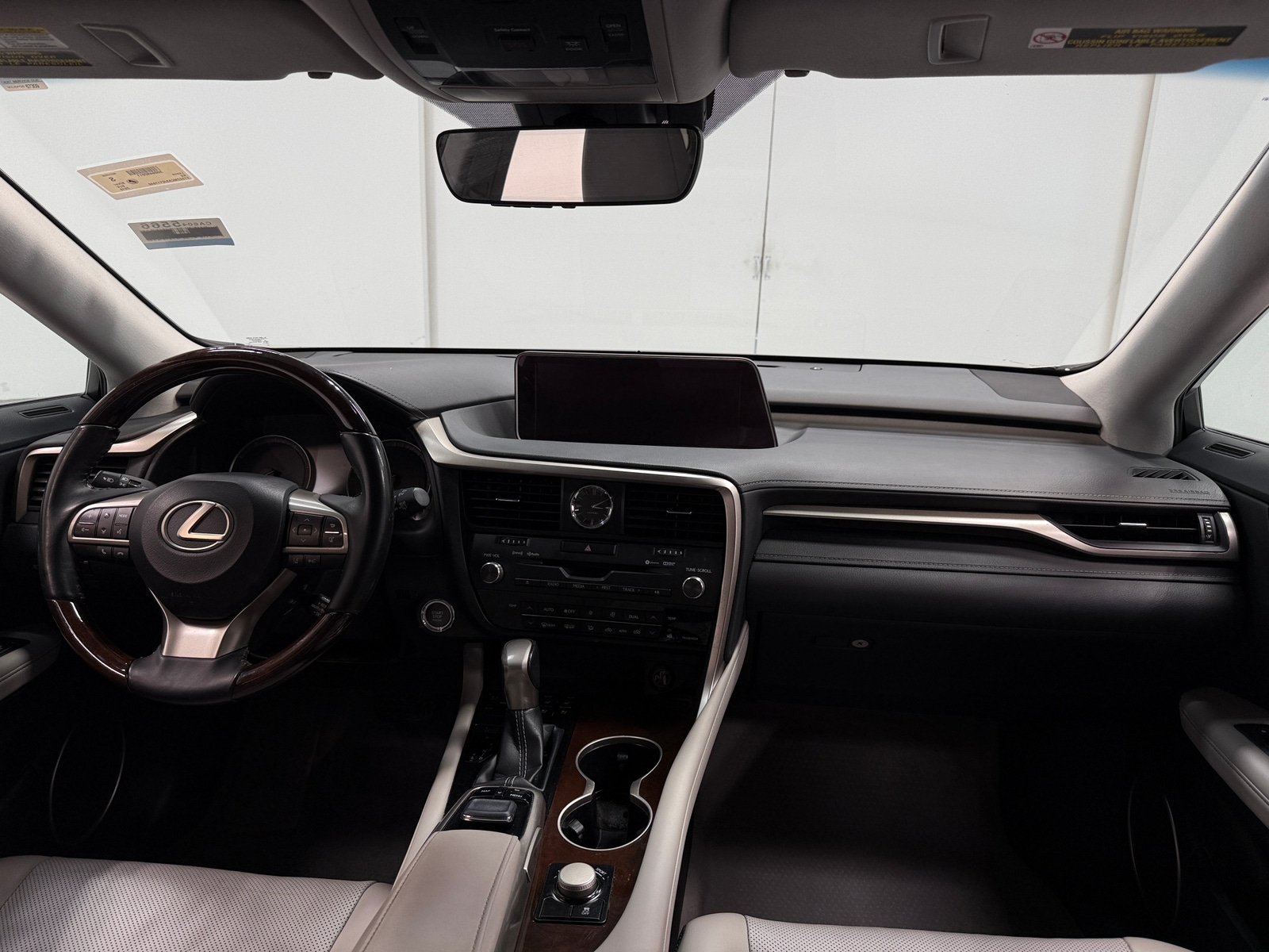Thumbnail: 2018 Lexus RX - 3