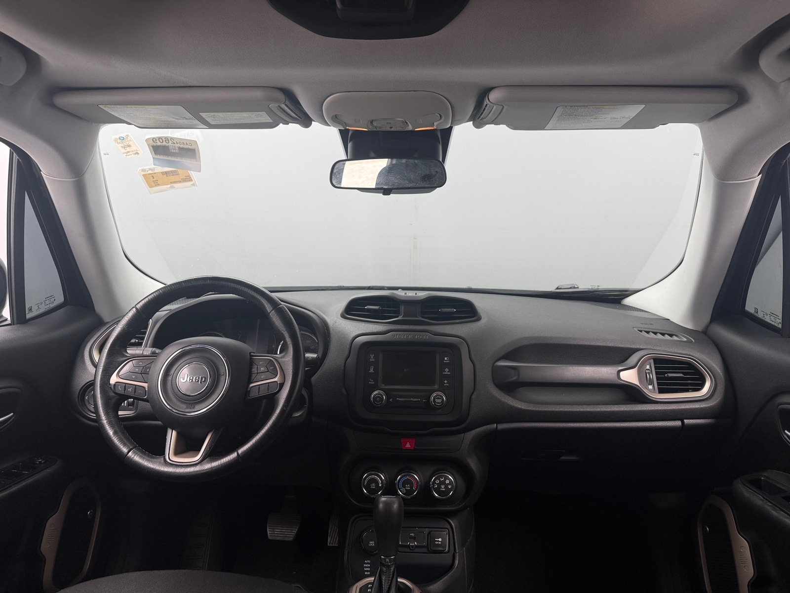 Thumbnail: 2016 Jeep Renegade - 3