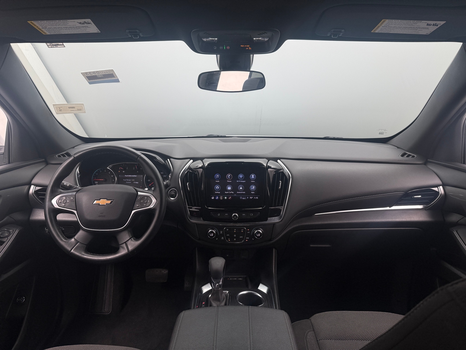 Thumbnail: 2023 Chevrolet Traverse - 3