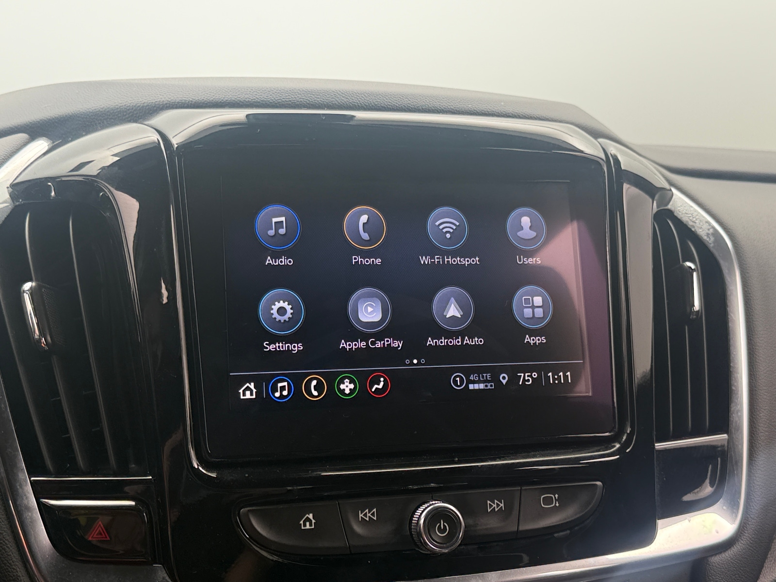 Thumbnail: 2023 Chevrolet Traverse - 4