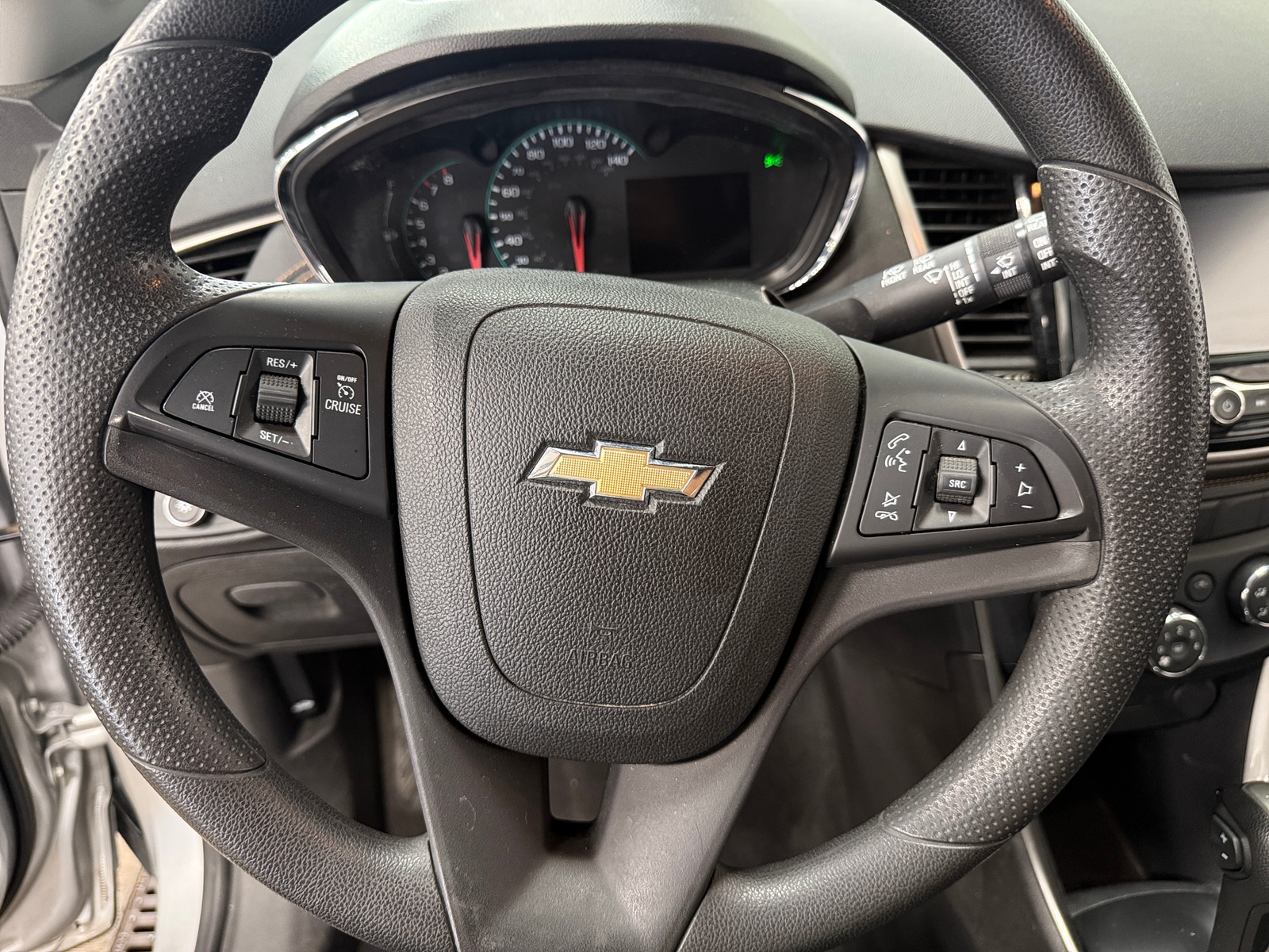 Thumbnail: 2017 Chevrolet Trax - 5