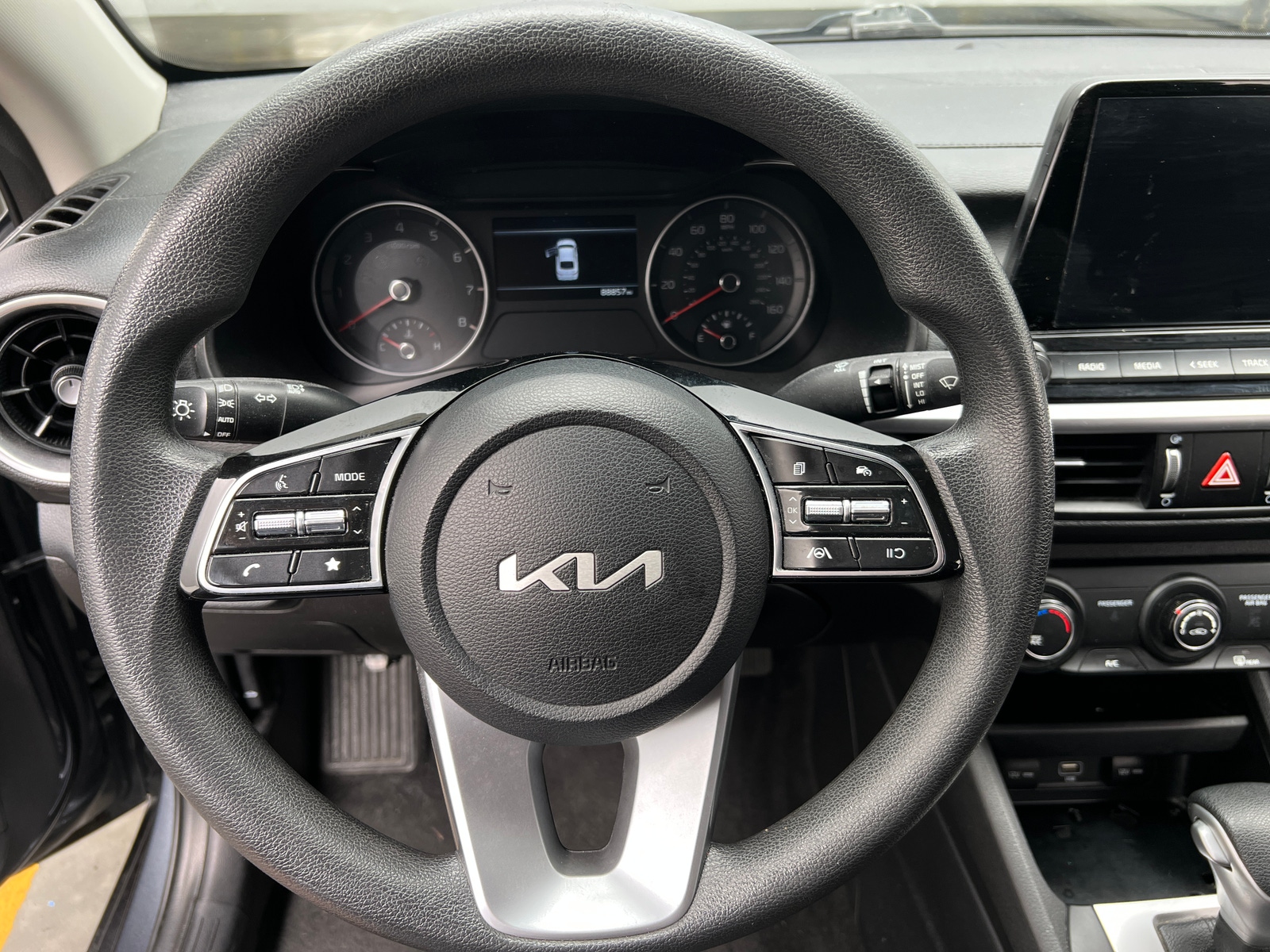 Thumbnail: 2023 Kia Forte - 5