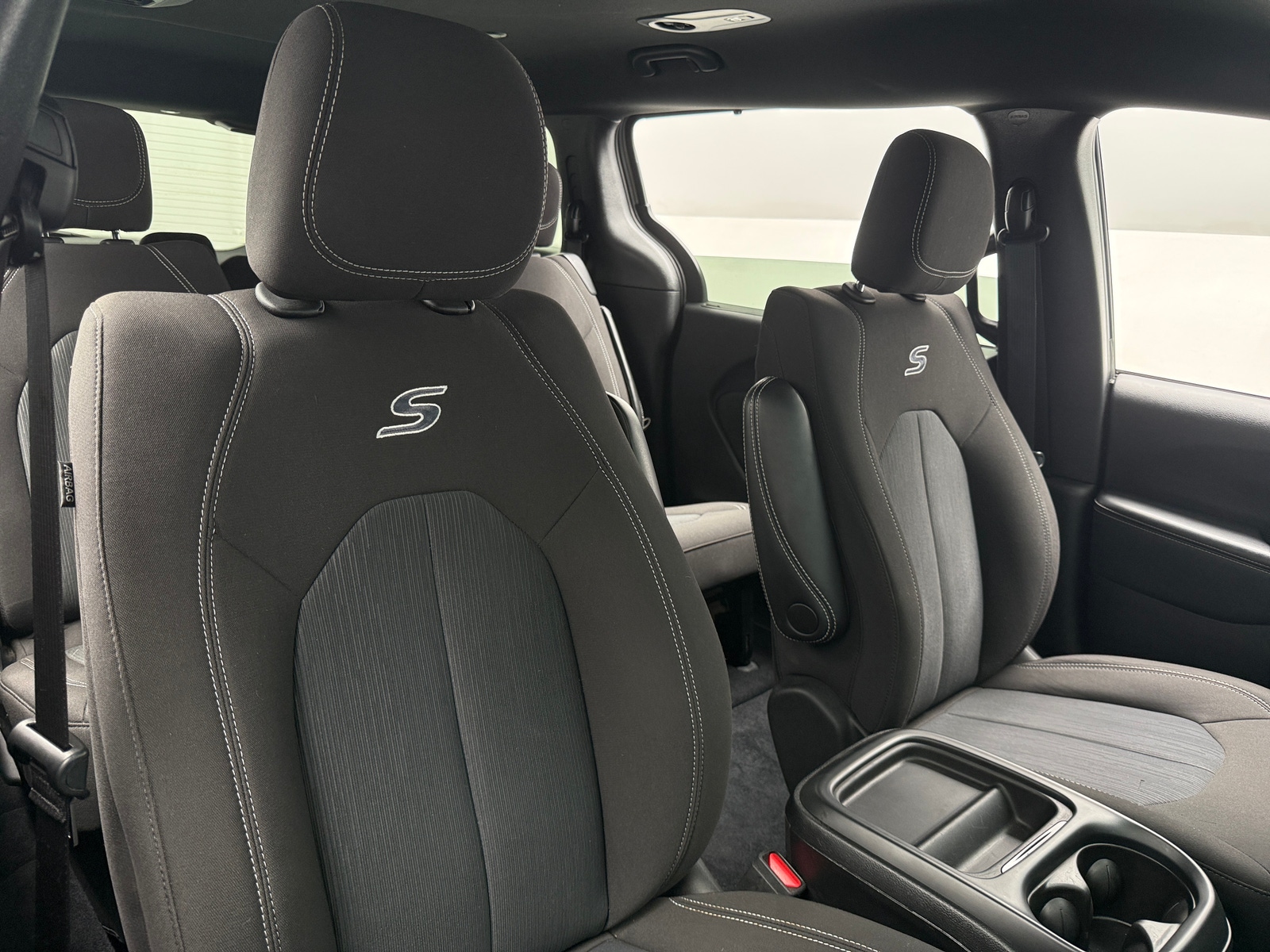 Thumbnail: 2021 Chrysler Pacifica - 2