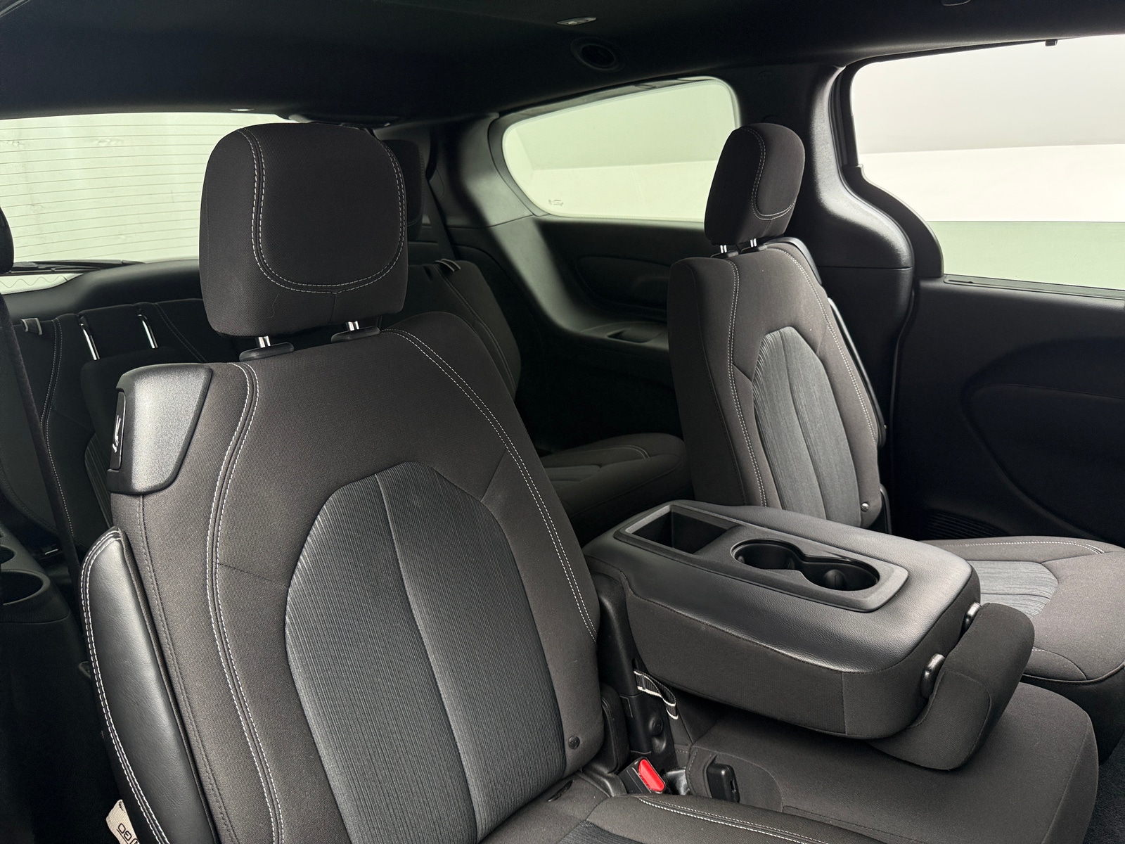 Thumbnail: 2021 Chrysler Pacifica - 6