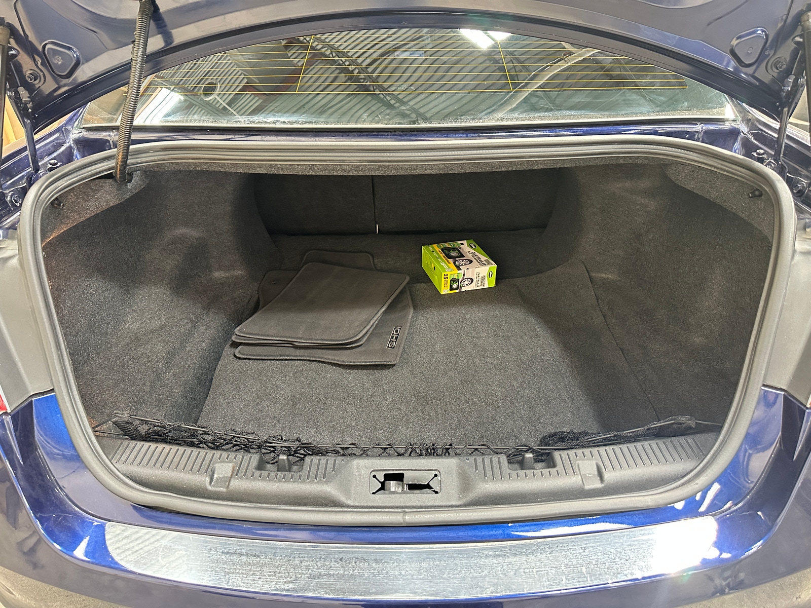 Thumbnail: 2011 Ford Taurus - 6