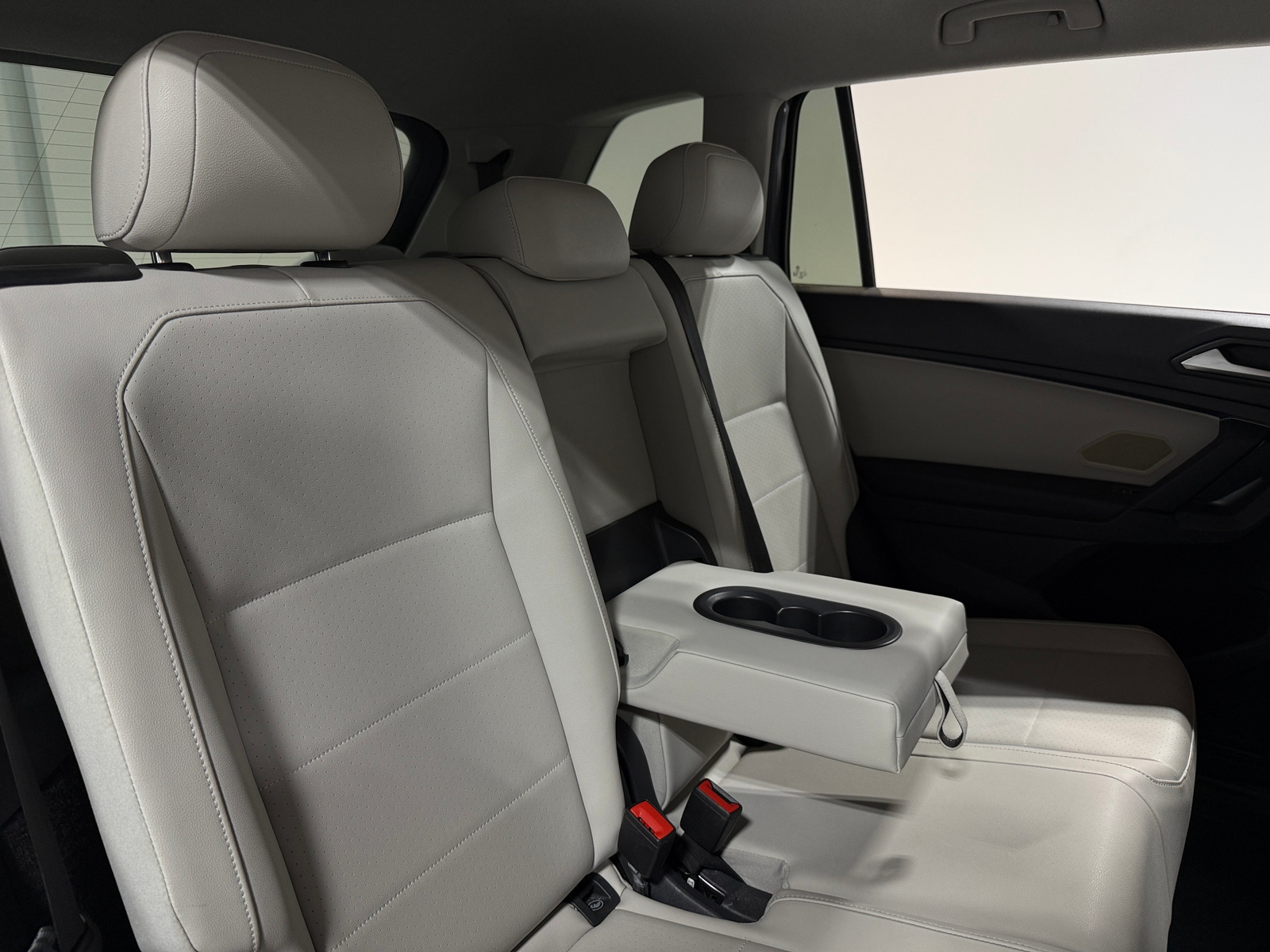 Thumbnail: 2019 Volkswagen Tiguan - 5