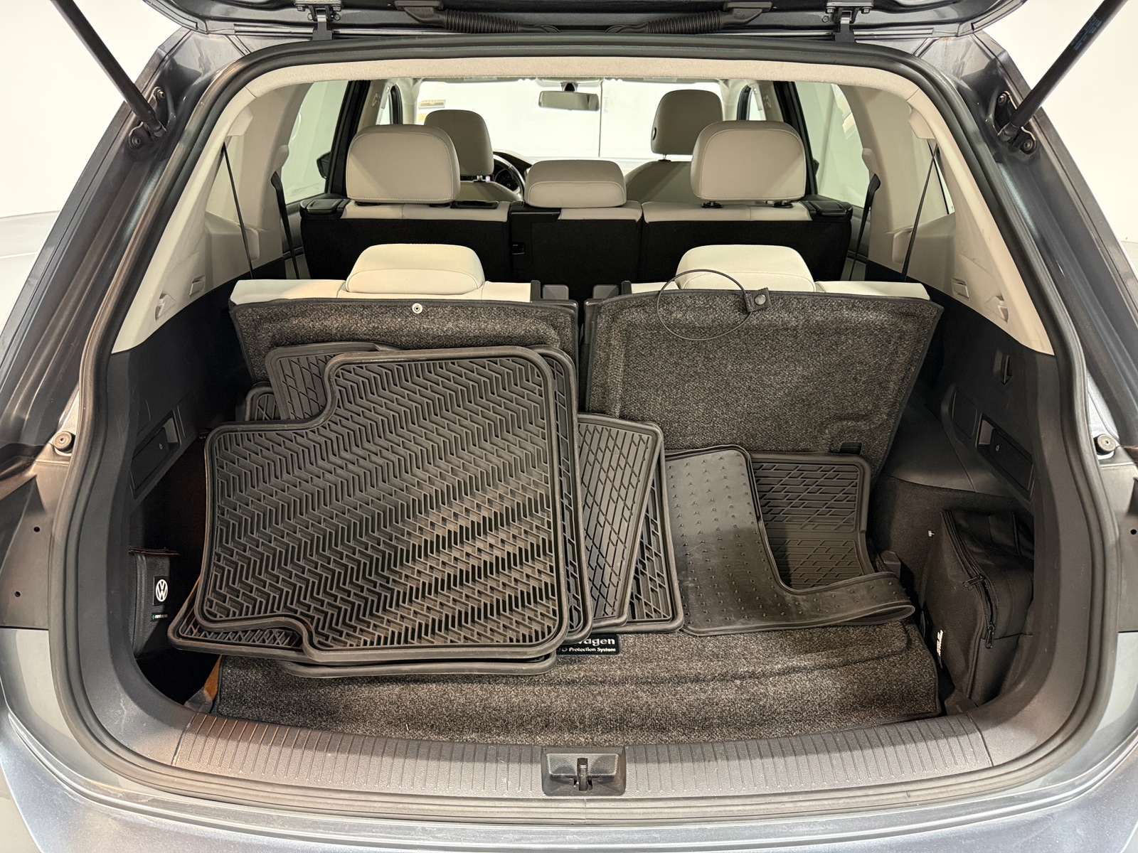Thumbnail: 2019 Volkswagen Tiguan - 6