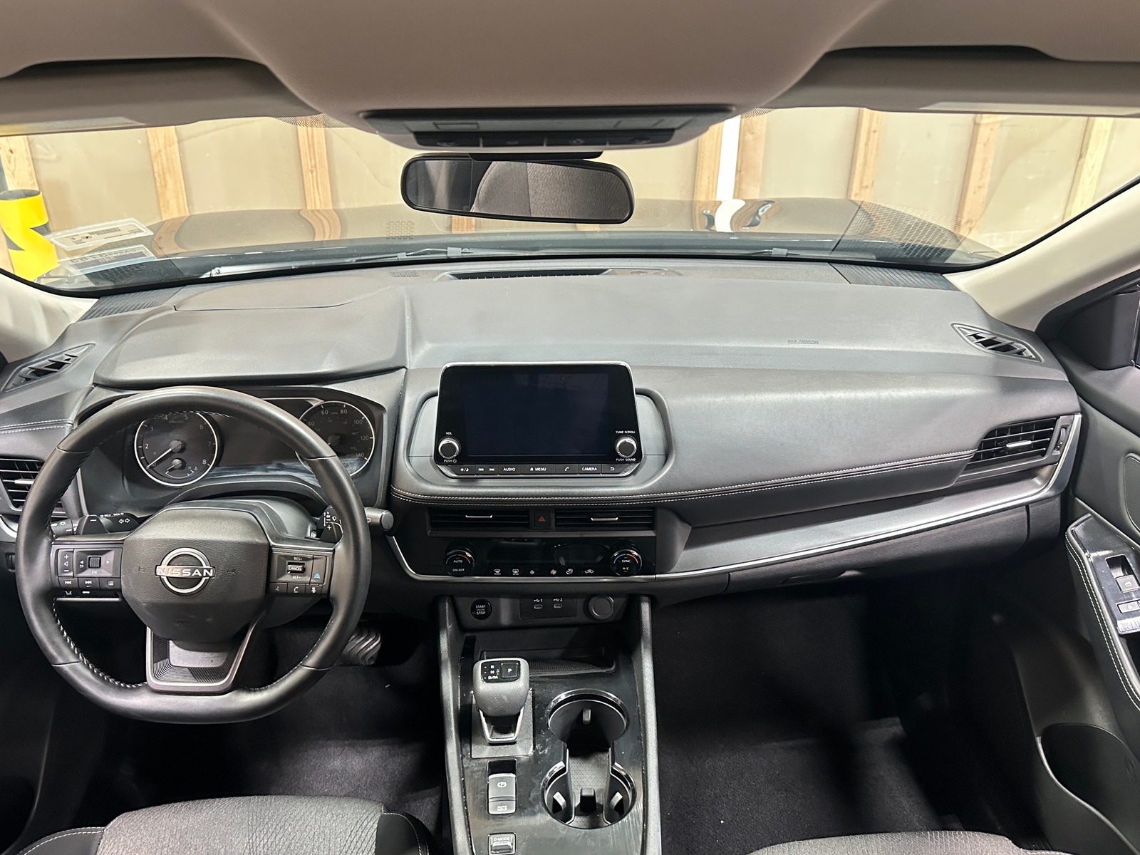 Thumbnail: 2025 Nissan Rogue - 3