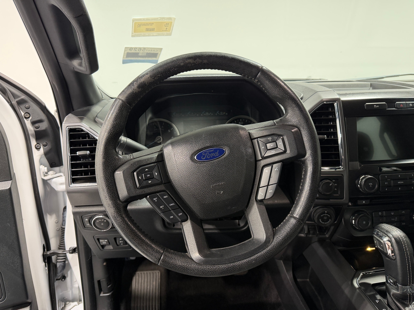Thumbnail: 2016 Ford Econoline - 5