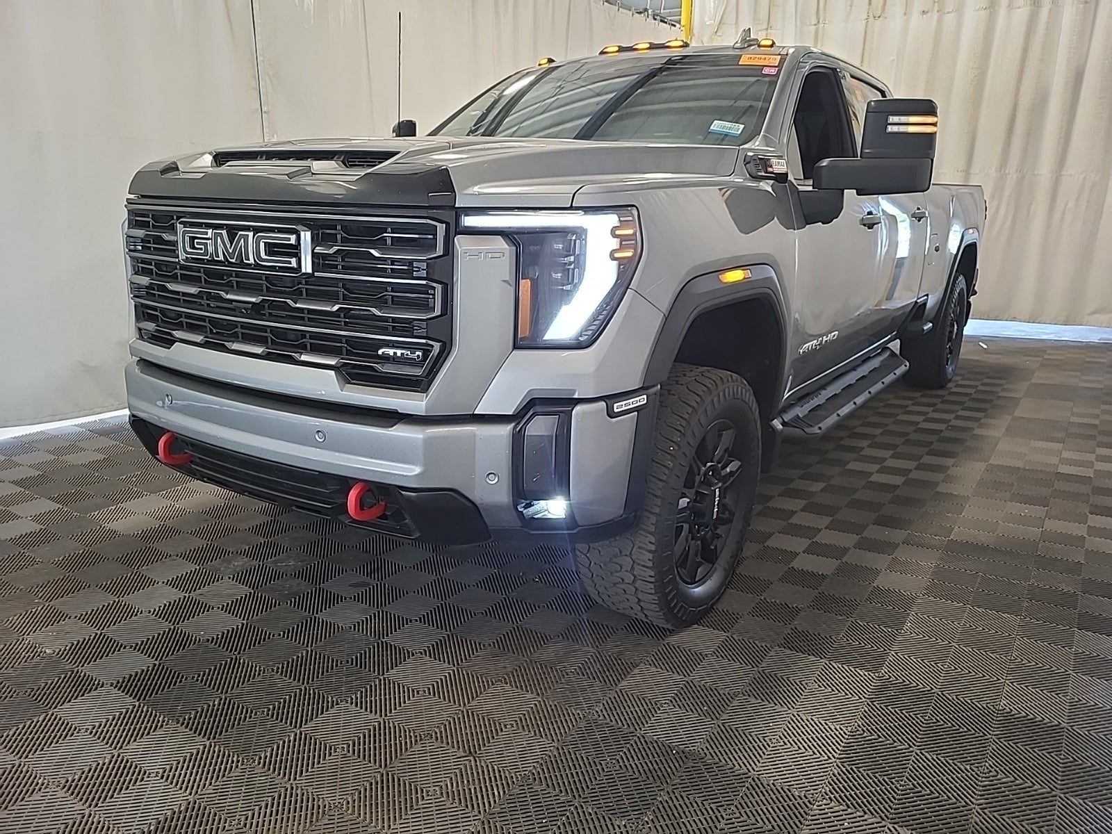 2024 GMC Sierra 2500HD 4WD Crew Cab 172" AT4