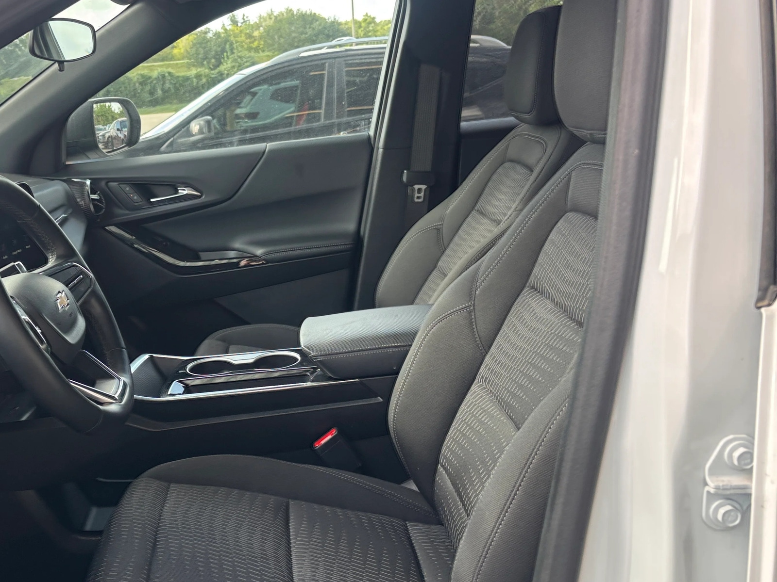 Thumbnail: 2025 Chevrolet Equinox - 2