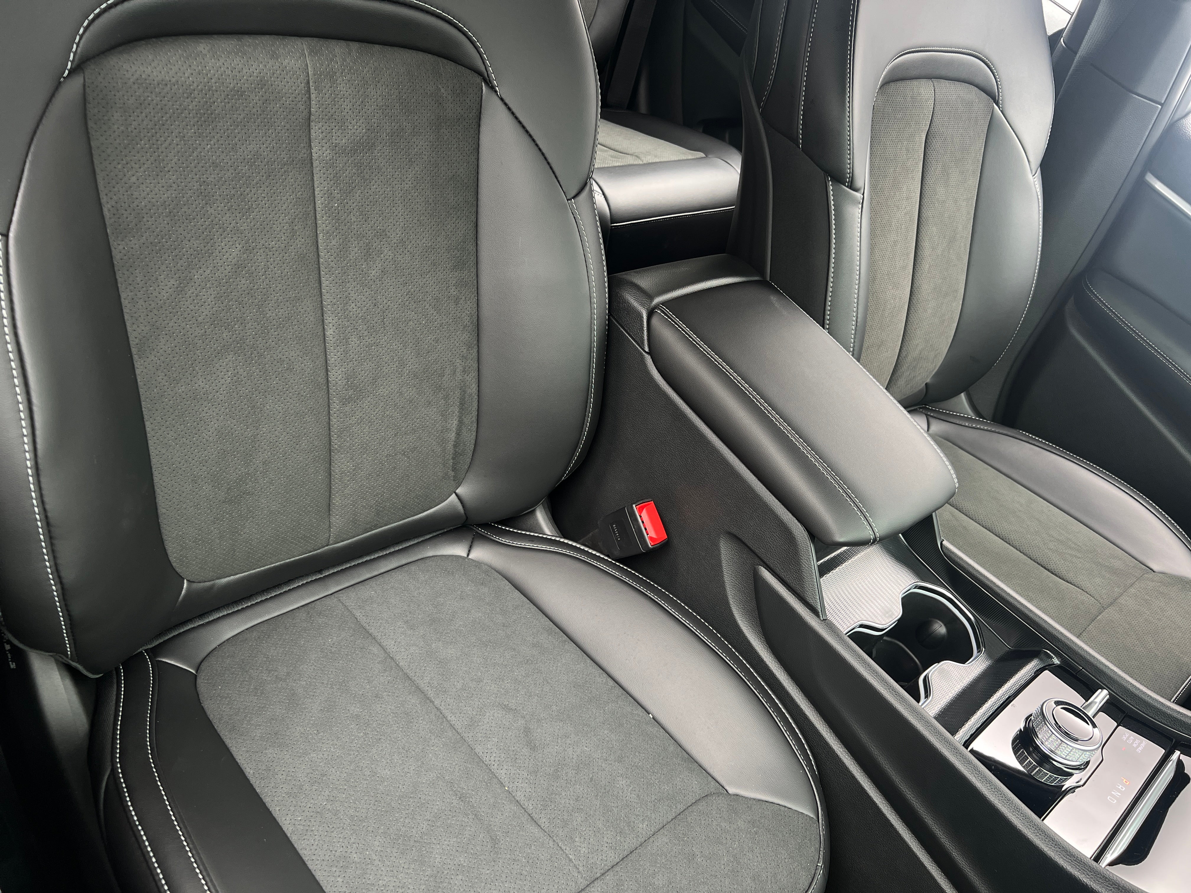 2027 Jeep Grand Cherokee