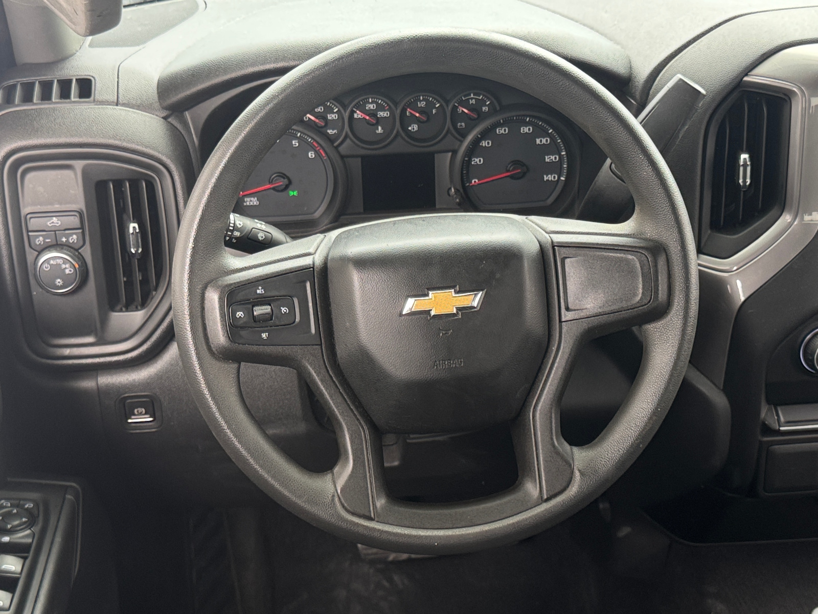Thumbnail: 2020 Chevrolet Silverado 1500 - 5