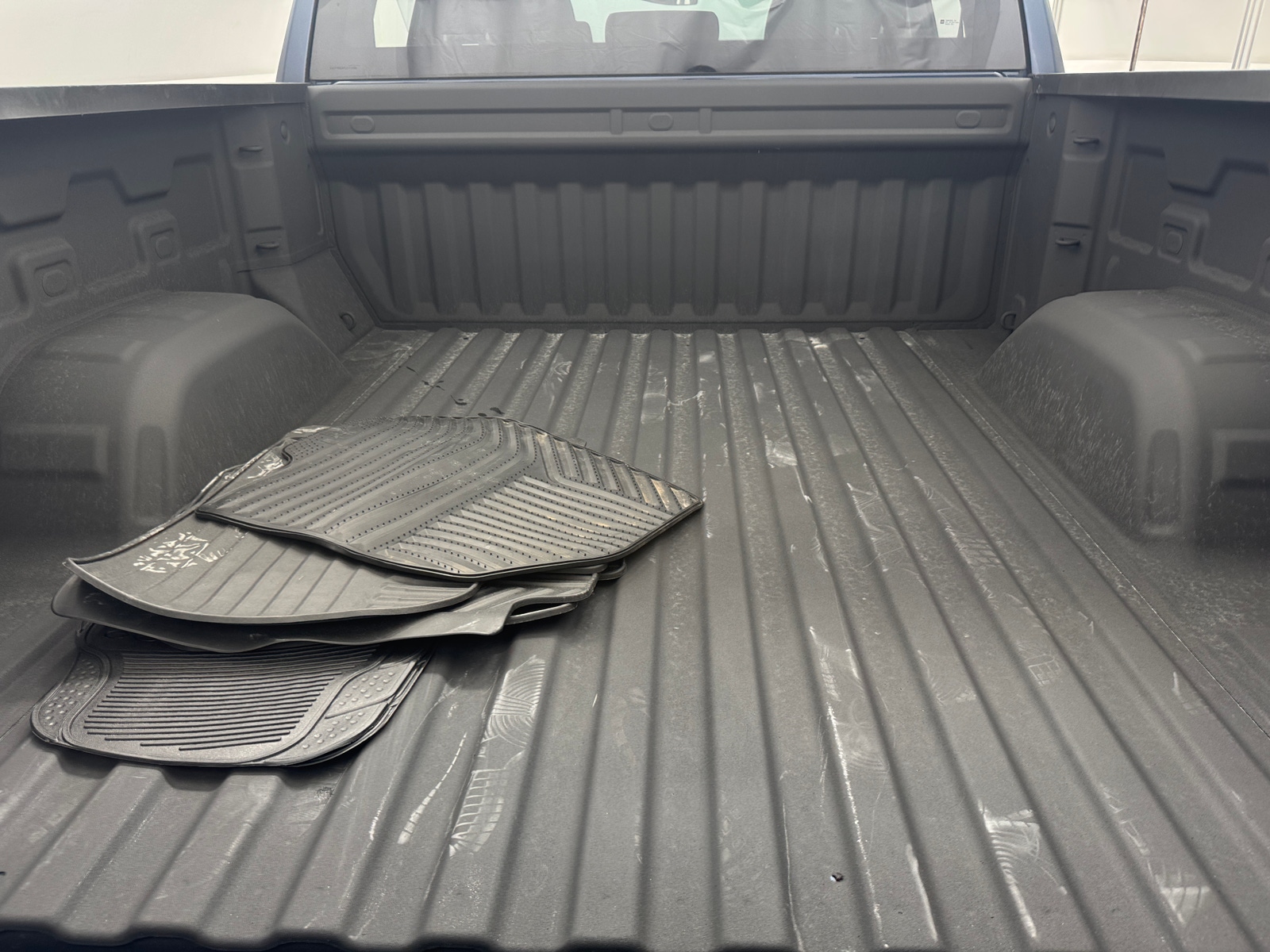 Thumbnail: 2020 Chevrolet Silverado 1500 - 7