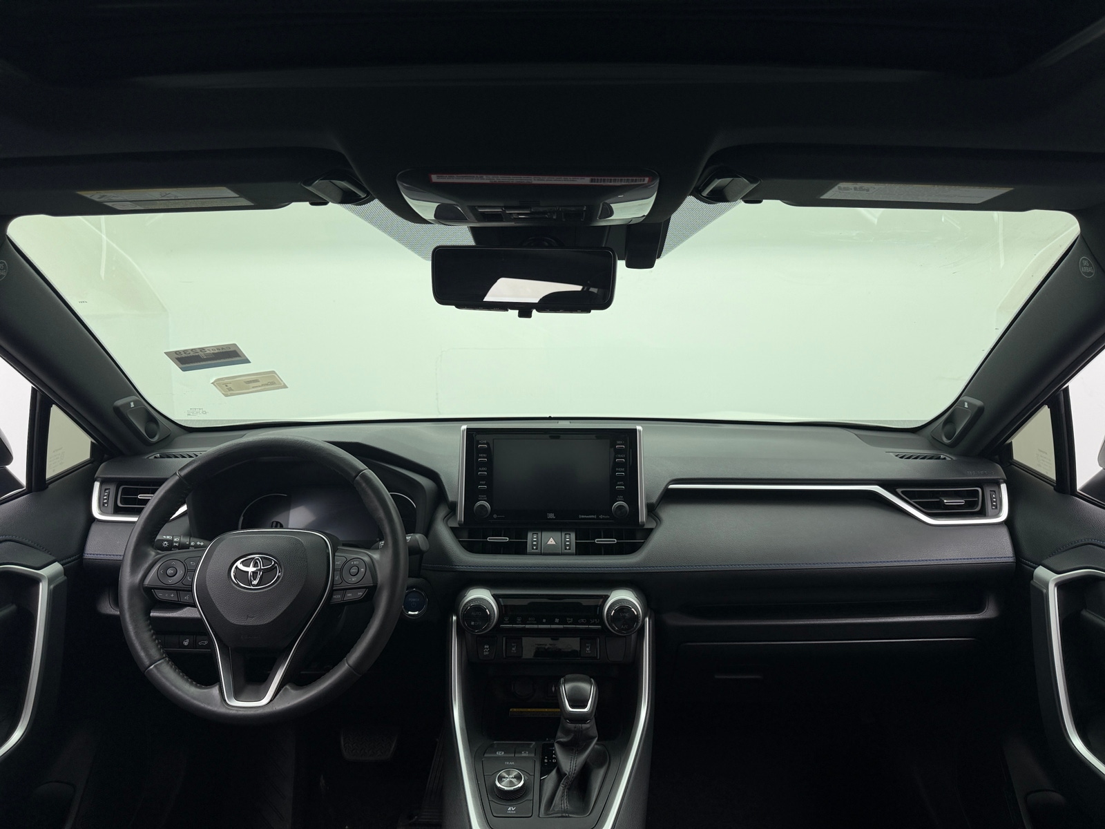 Thumbnail: 2019 Toyota RAV4 - 3