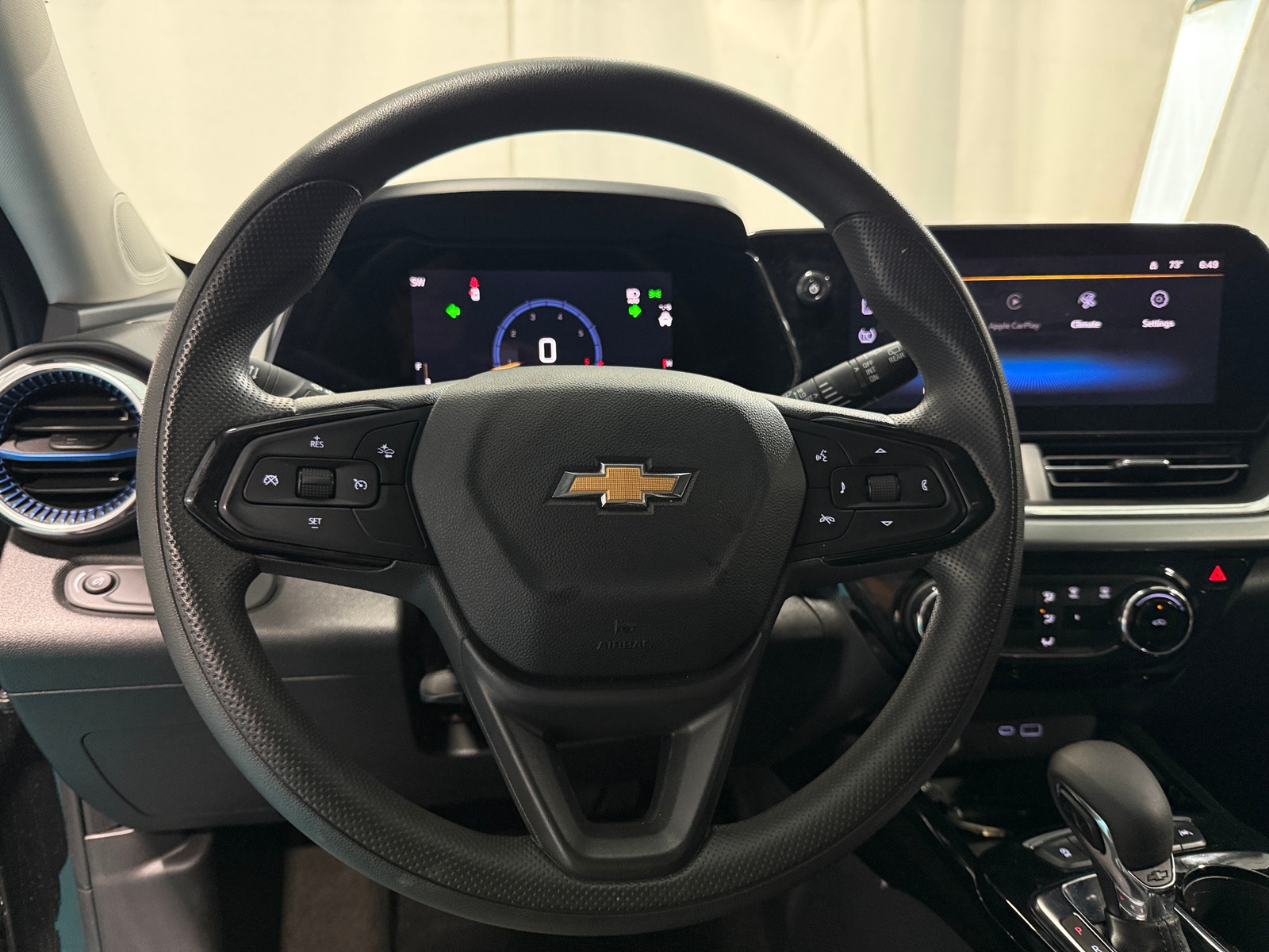 Thumbnail: 2025 Chevrolet Trax - 4
