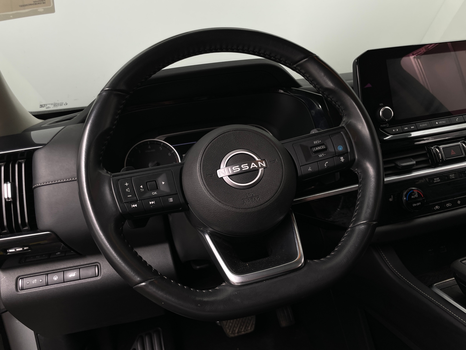 Thumbnail: 2024 Nissan Pathfinder - 5