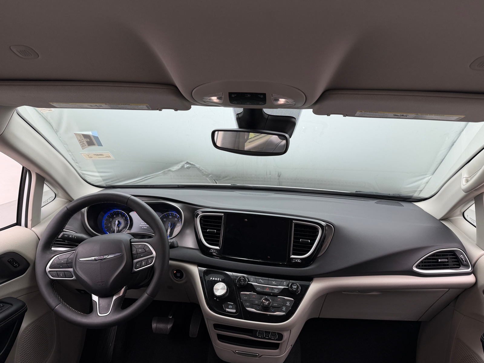 Thumbnail: 2024 Chrysler Pacifica - 2
