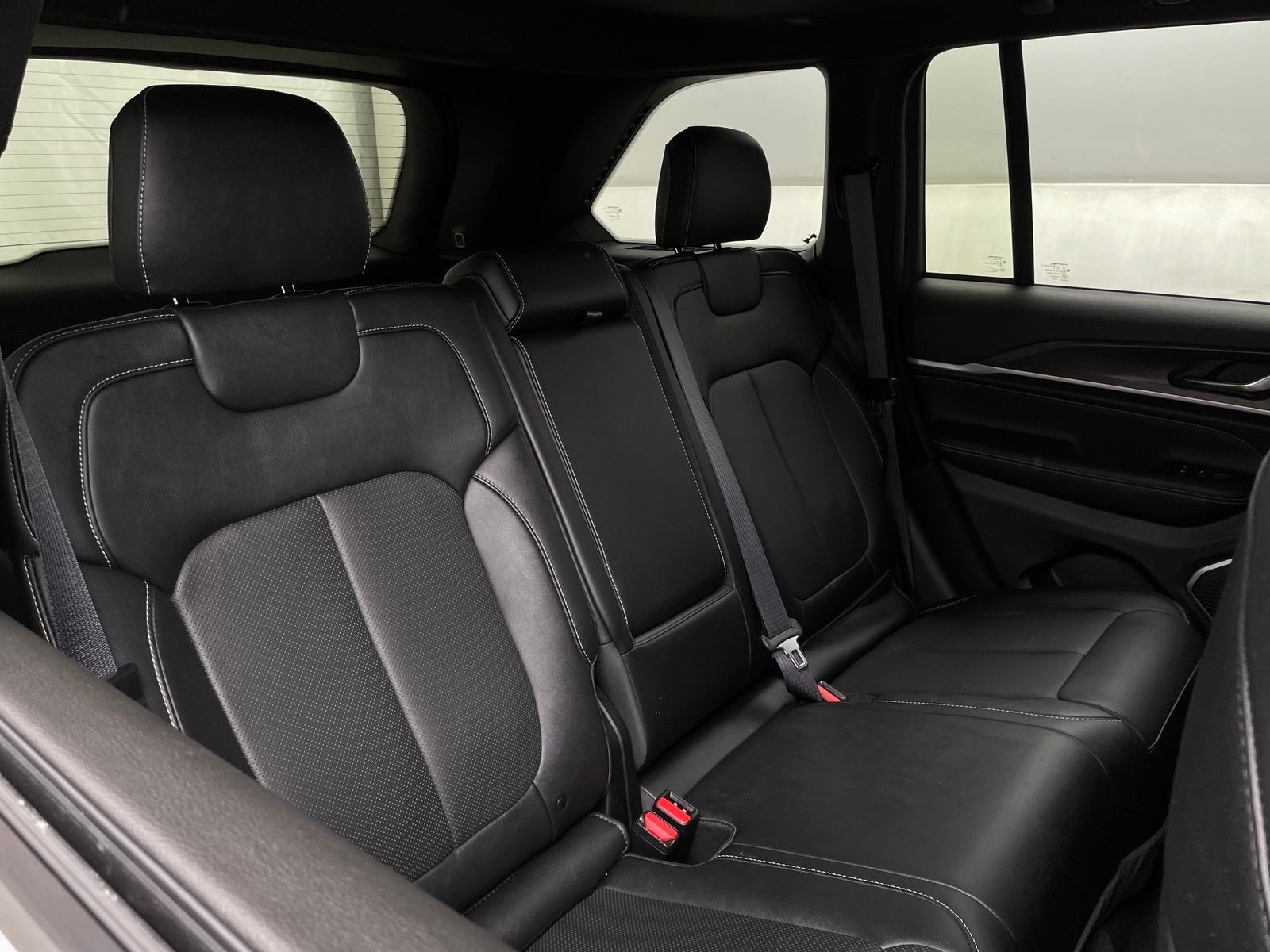 Thumbnail: 2026 Jeep Grand Cherokee - 5