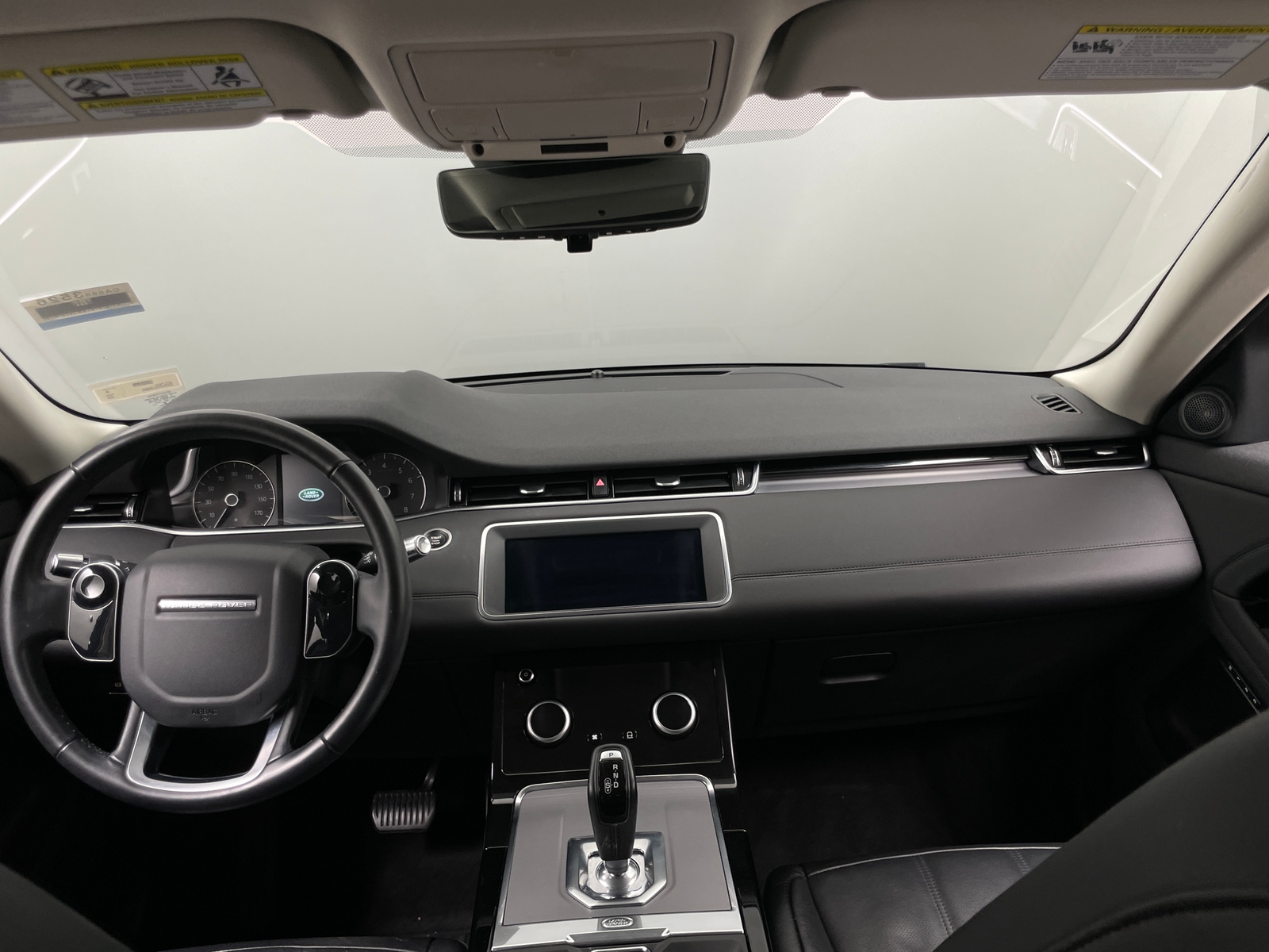 Thumbnail: 2020 Land Rover Range Rover Evoque - 3