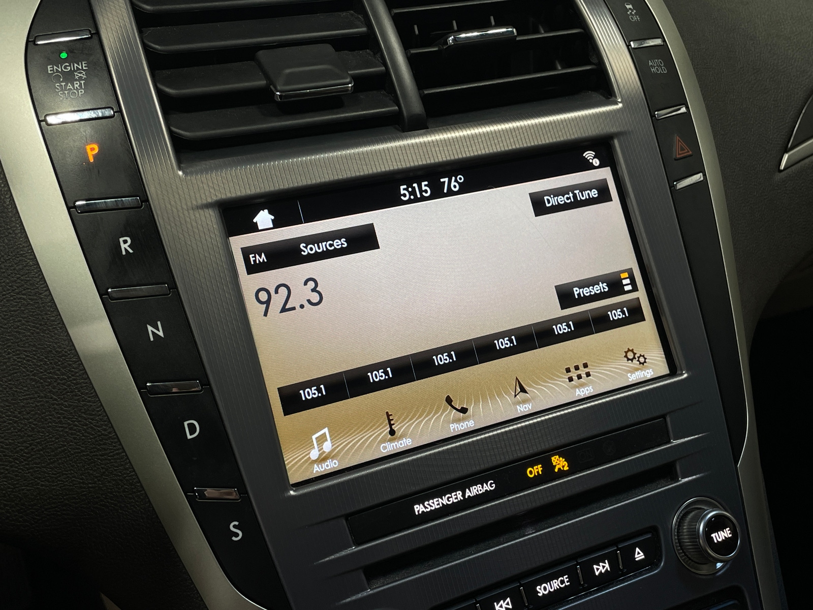 Thumbnail: 2017 Lincoln MKZ - 3